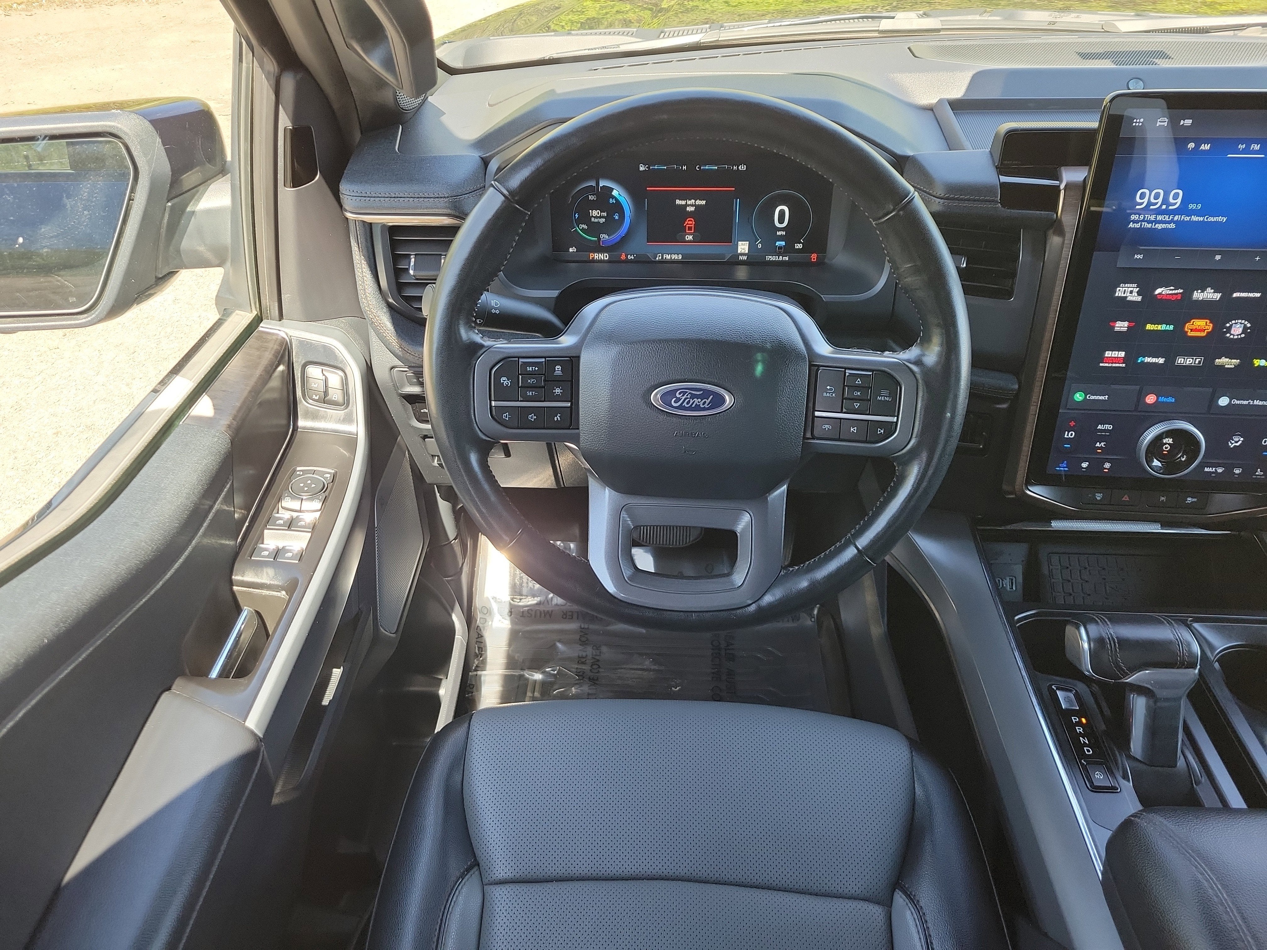 2023 Ford F-150 Lightning LARIAT