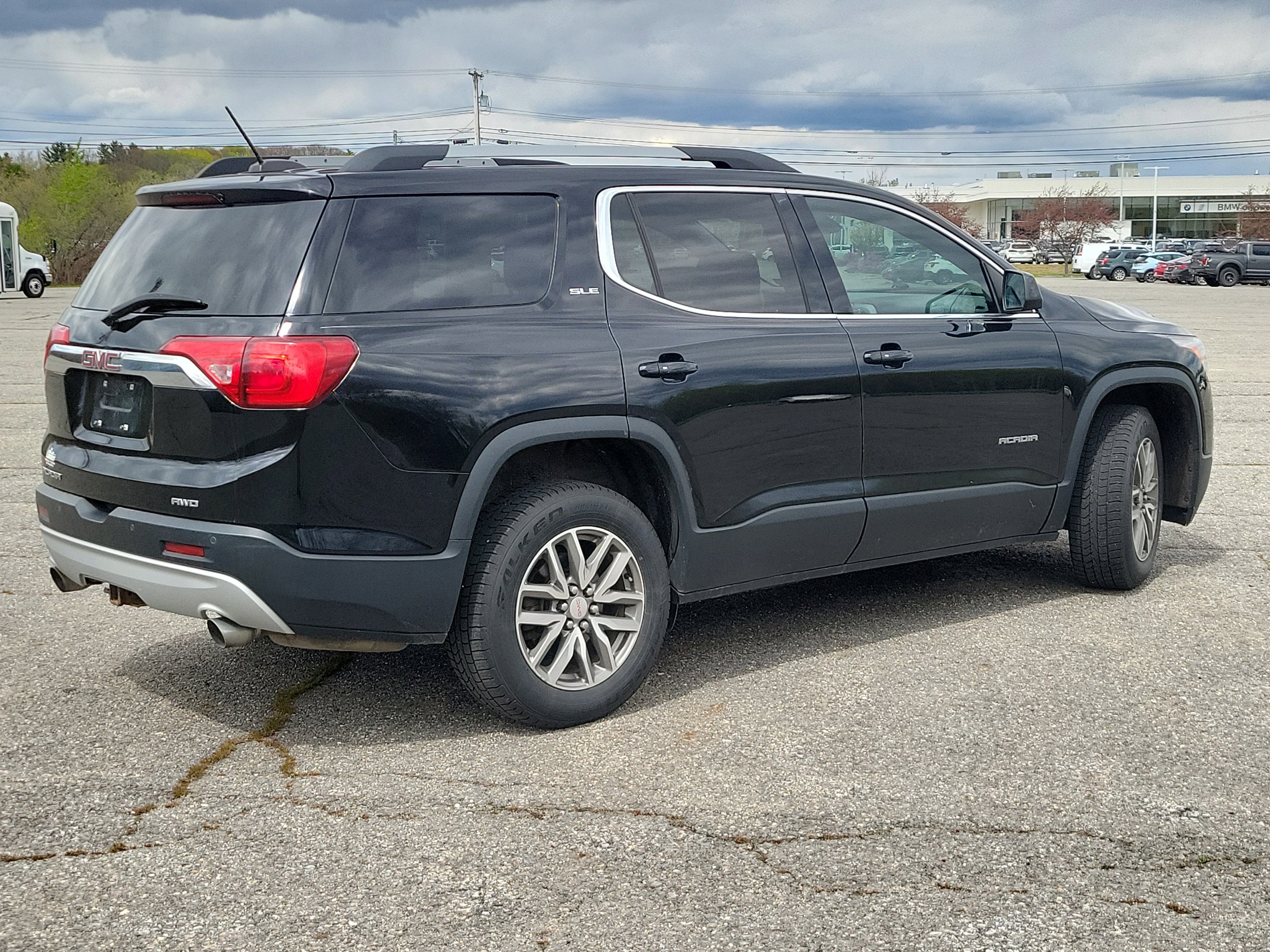 2017 GMC Acadia SLE