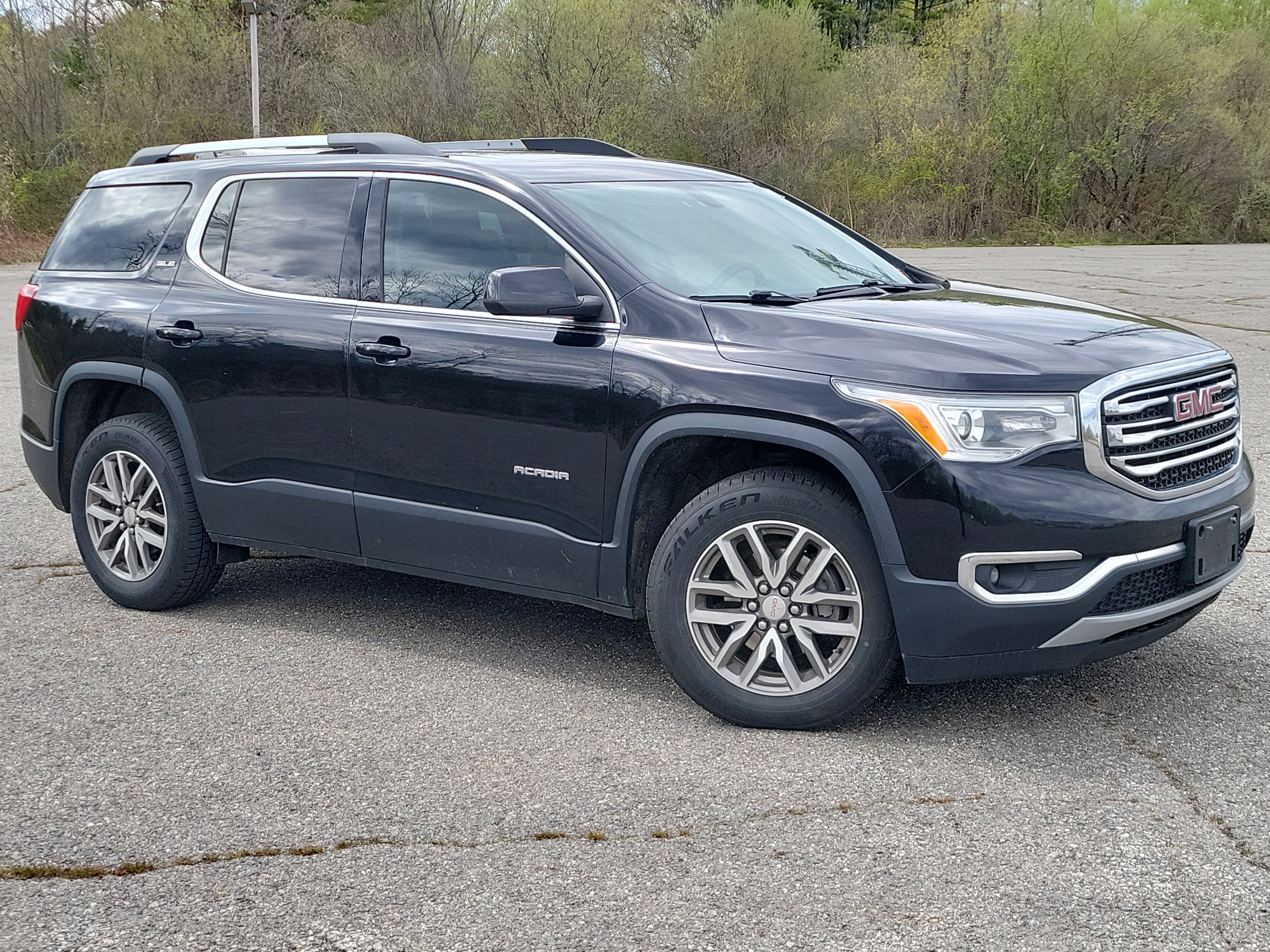 2017 GMC Acadia SLE