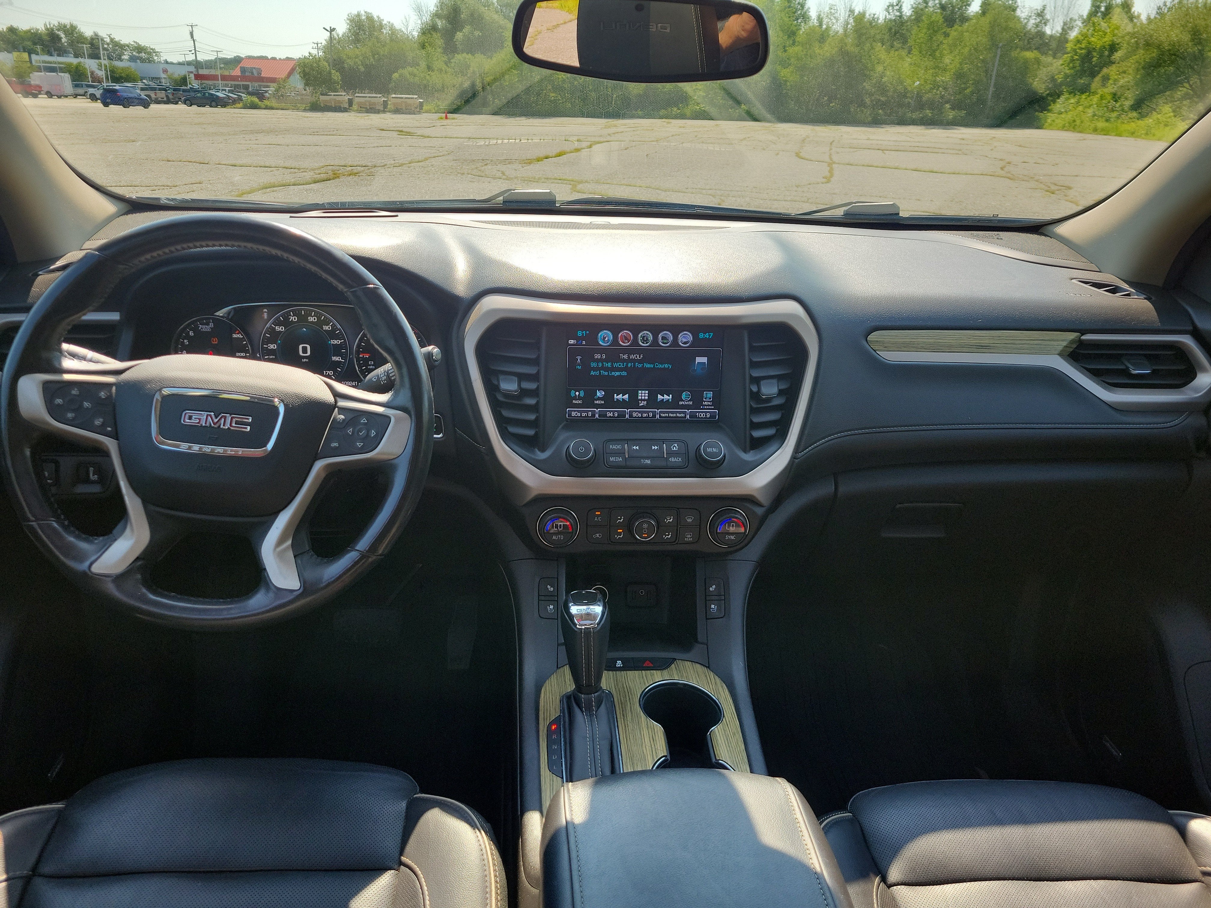 2019 GMC Acadia Denali