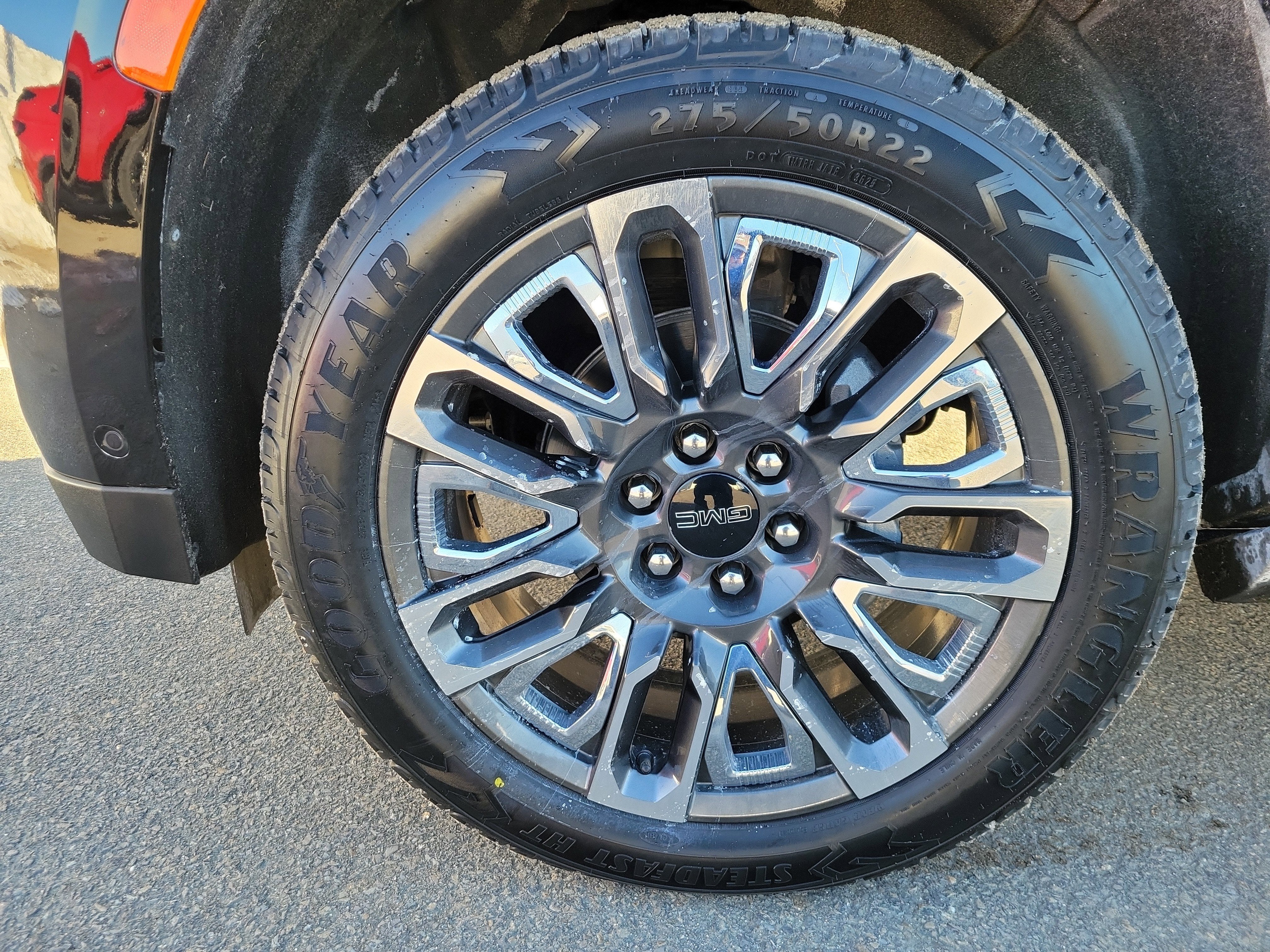 2023 GMC Yukon Denali Ultimate