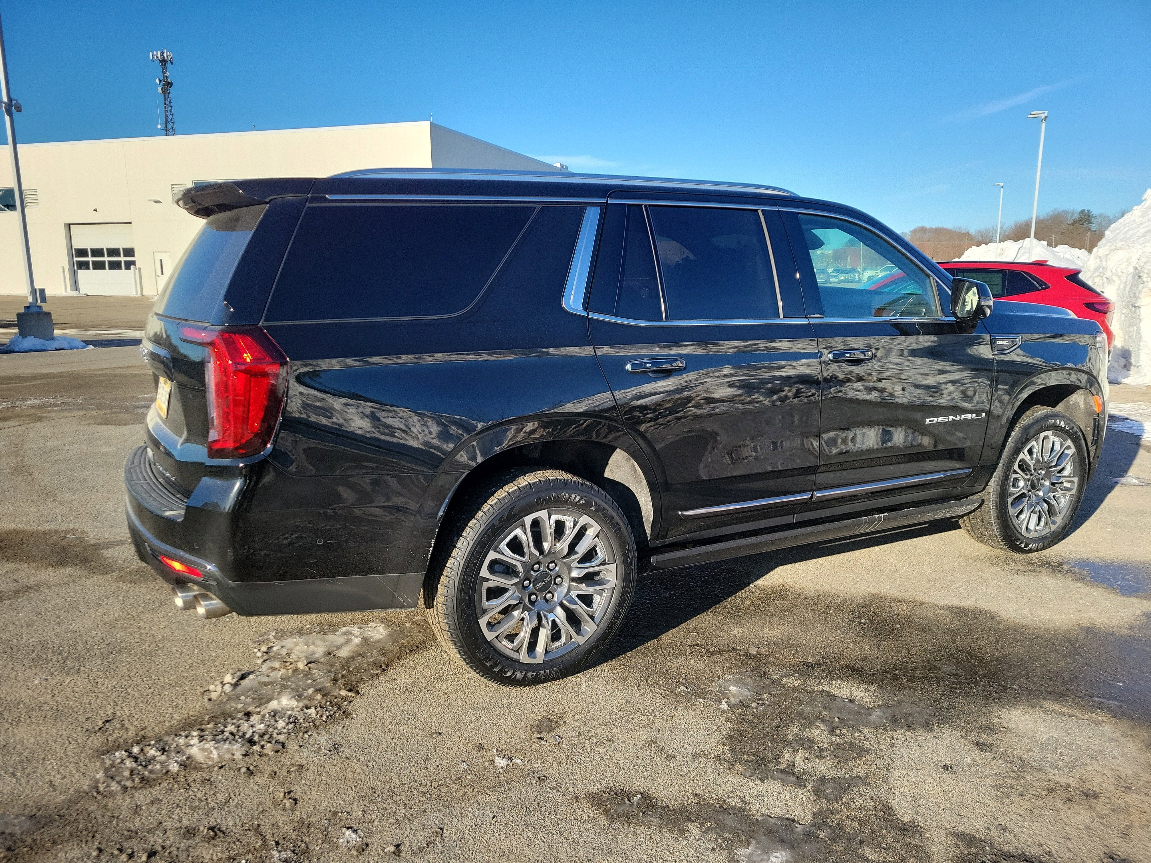 2023 GMC Yukon Denali Ultimate
