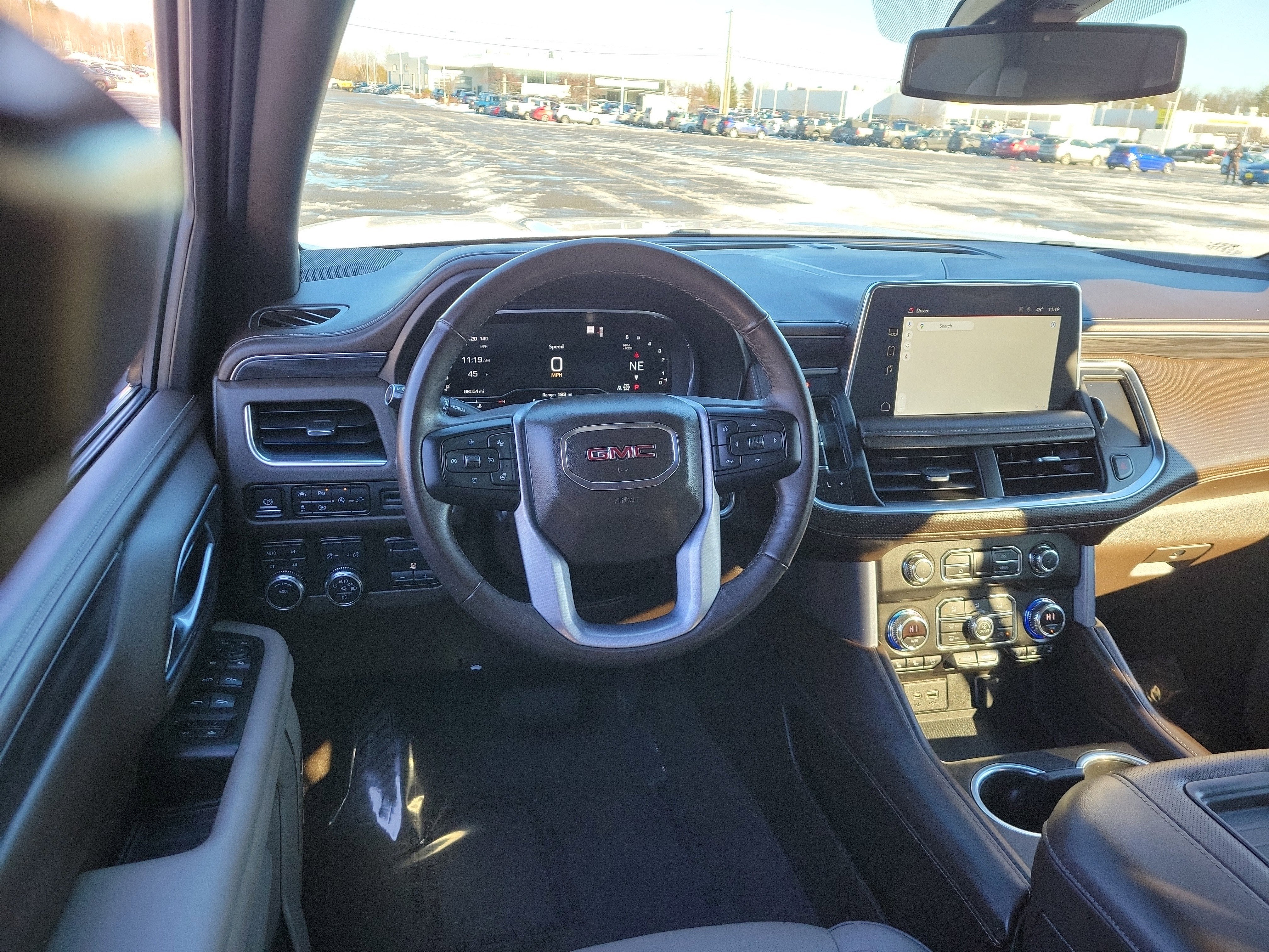 2022 GMC Yukon XL SLT