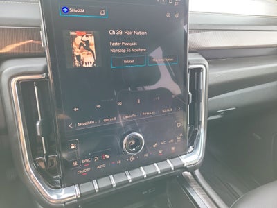 2025 GMC Yukon XL Elevation