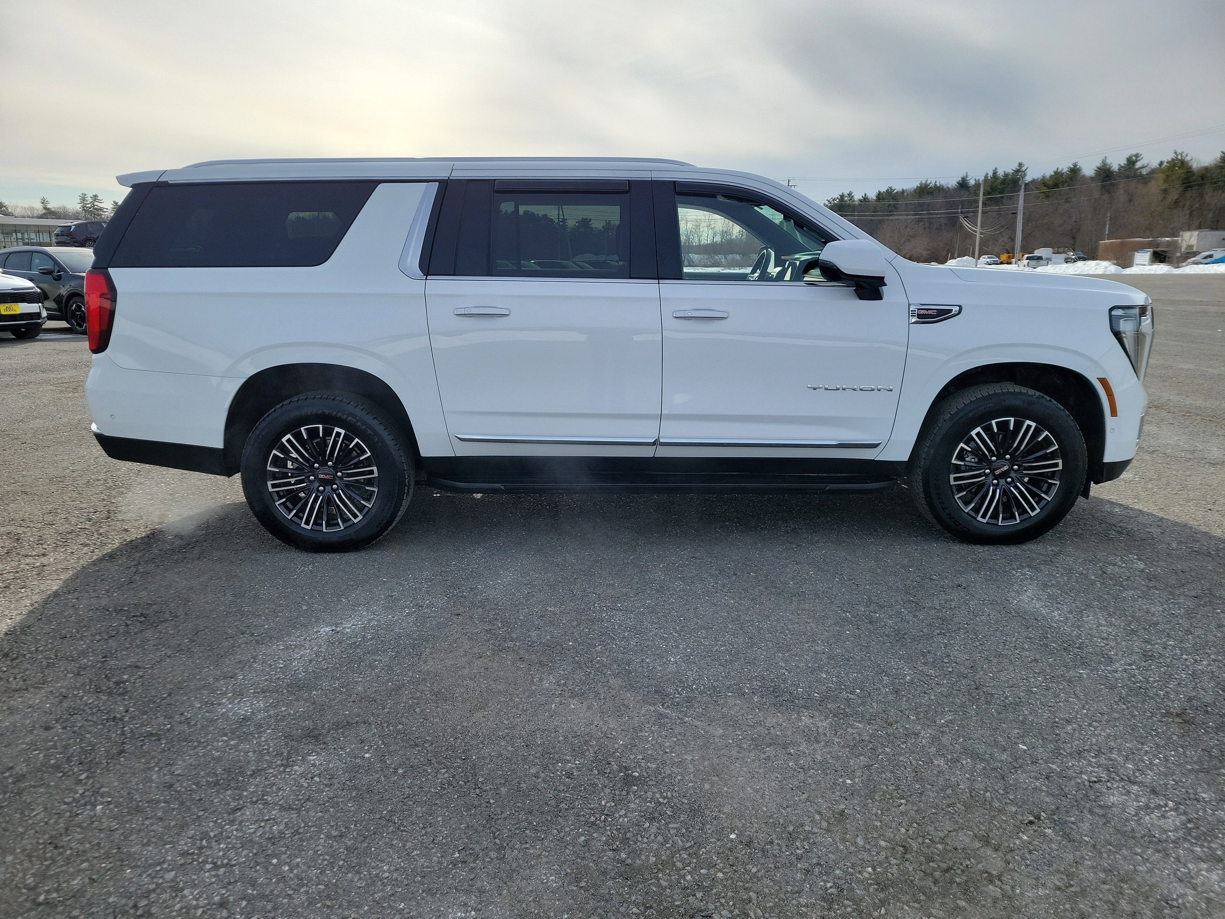 2025 GMC Yukon XL Elevation