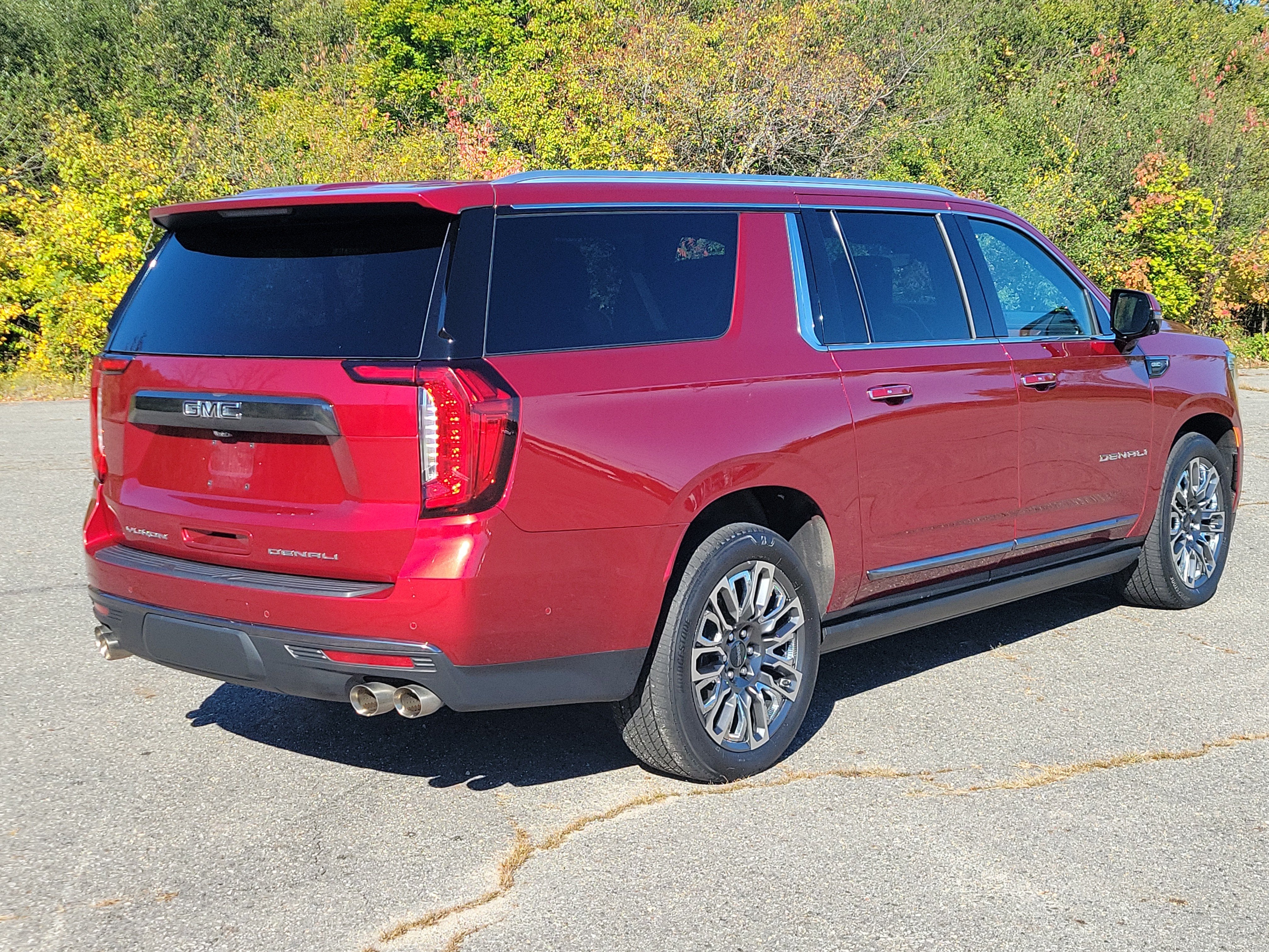 2023 GMC Yukon XL Denali Ultimate