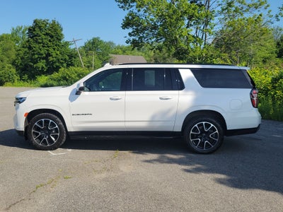 2023 Chevrolet Suburban RST