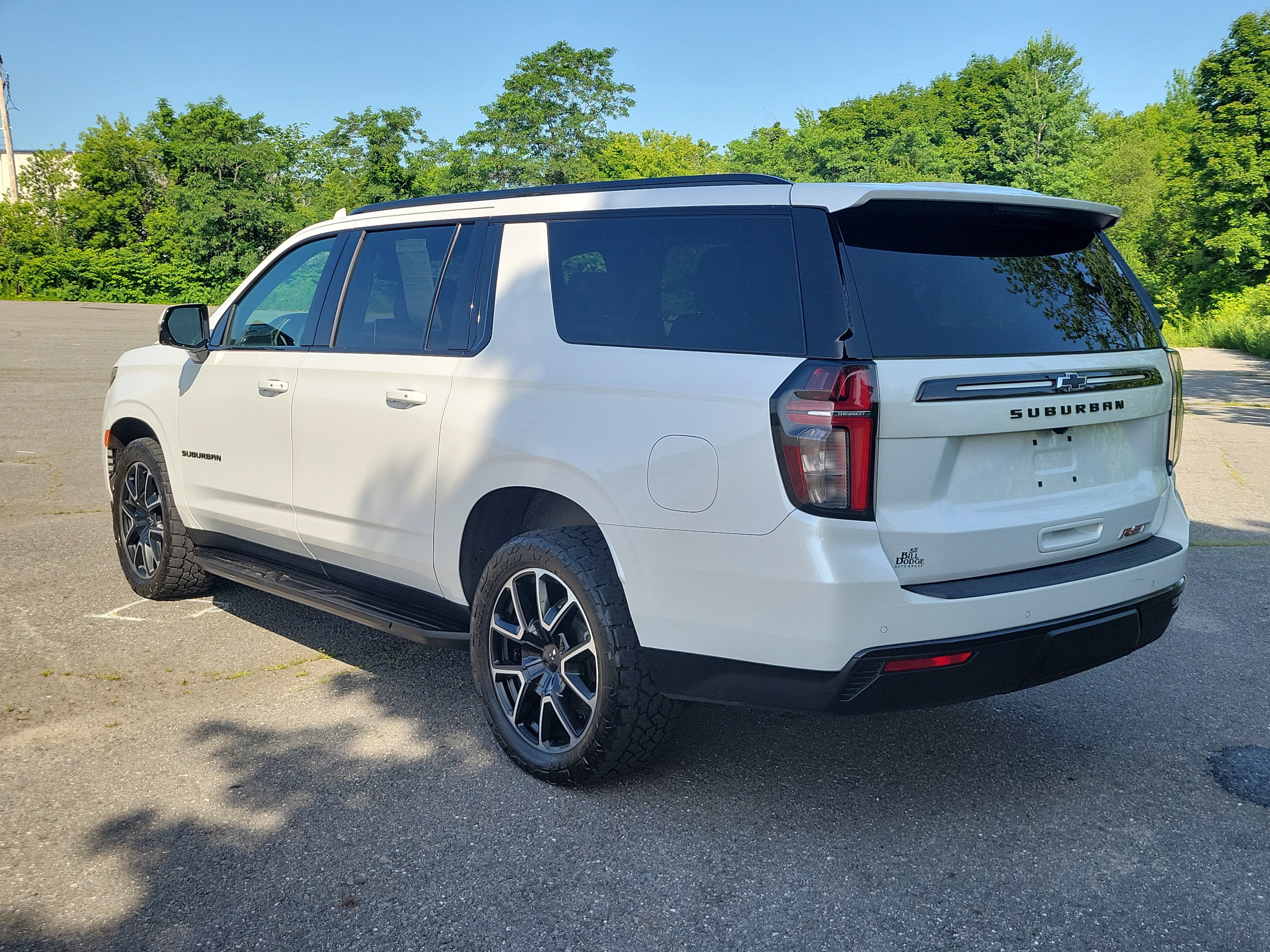 2023 Chevrolet Suburban RST