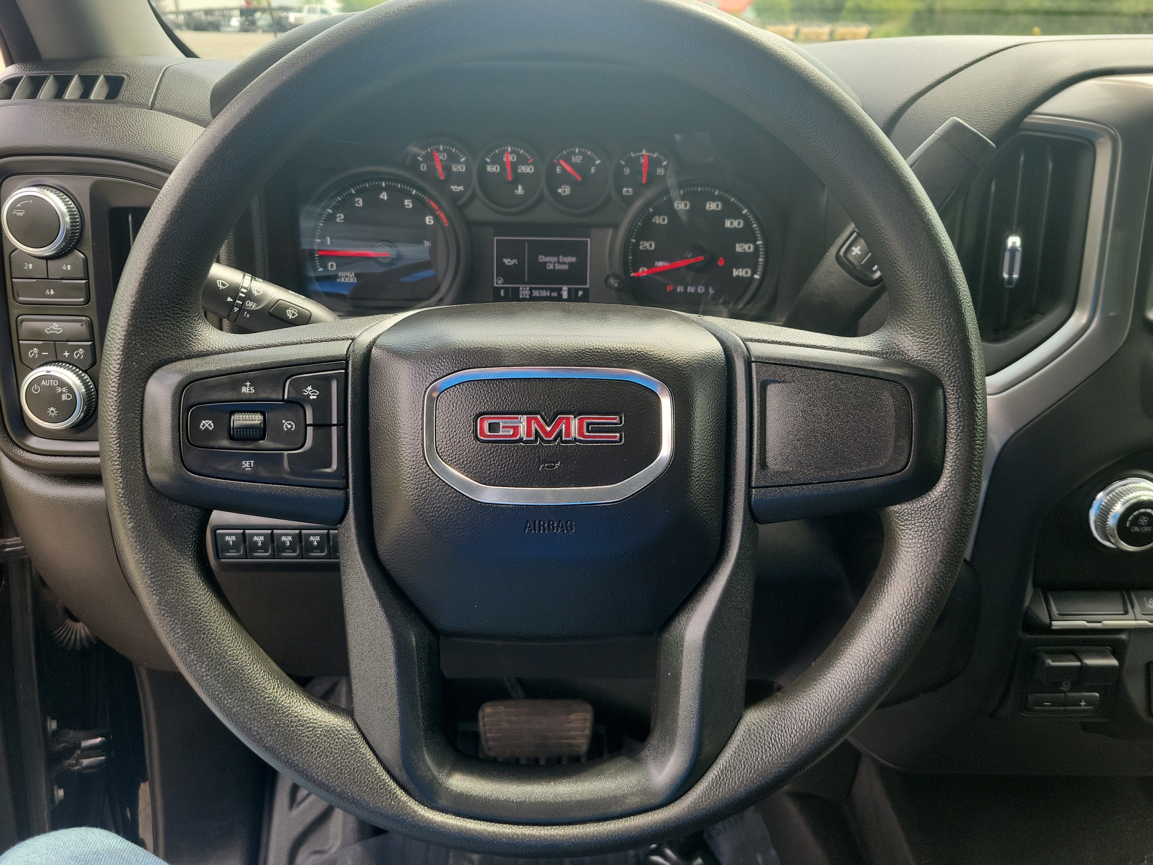 2025 GMC Sierra 2500 HD Pro