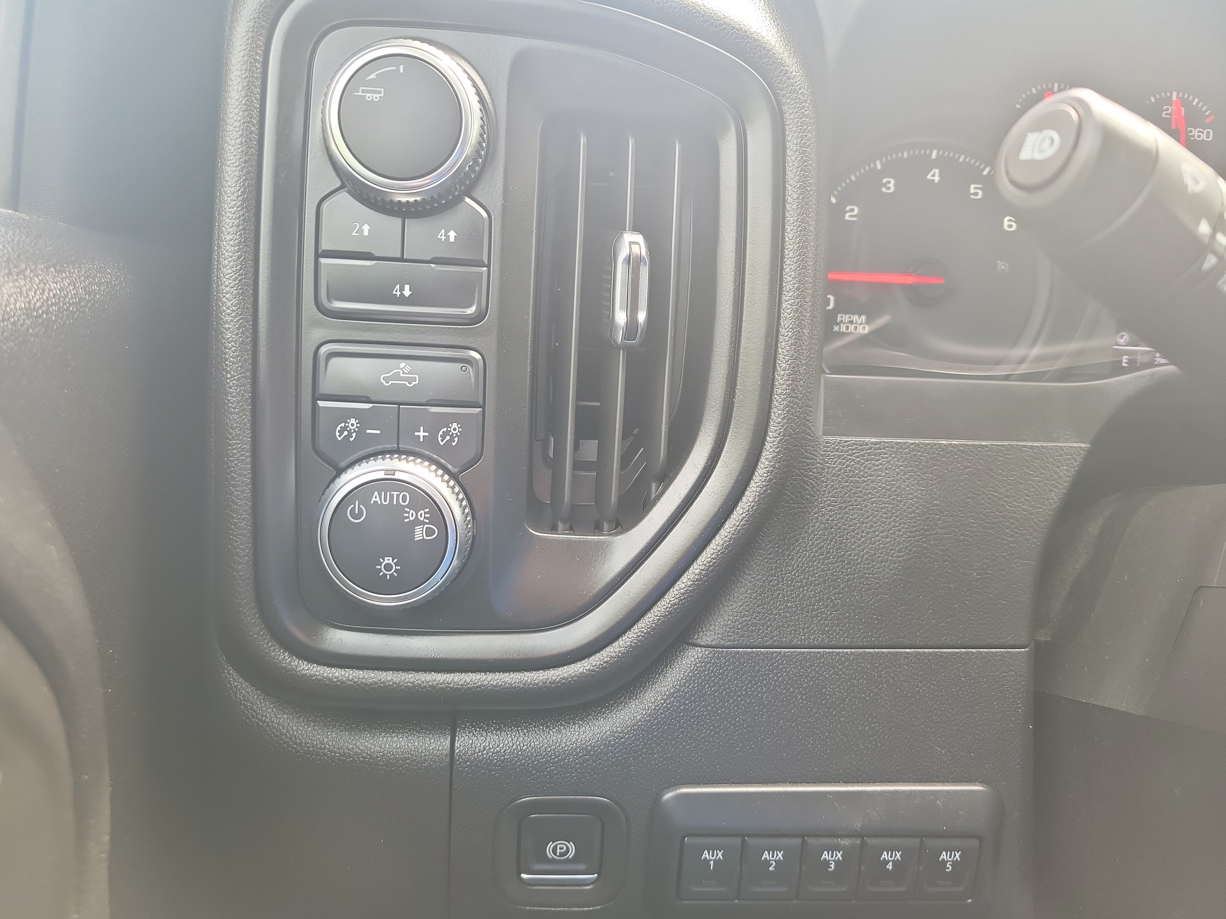2025 GMC Sierra 2500 HD Pro