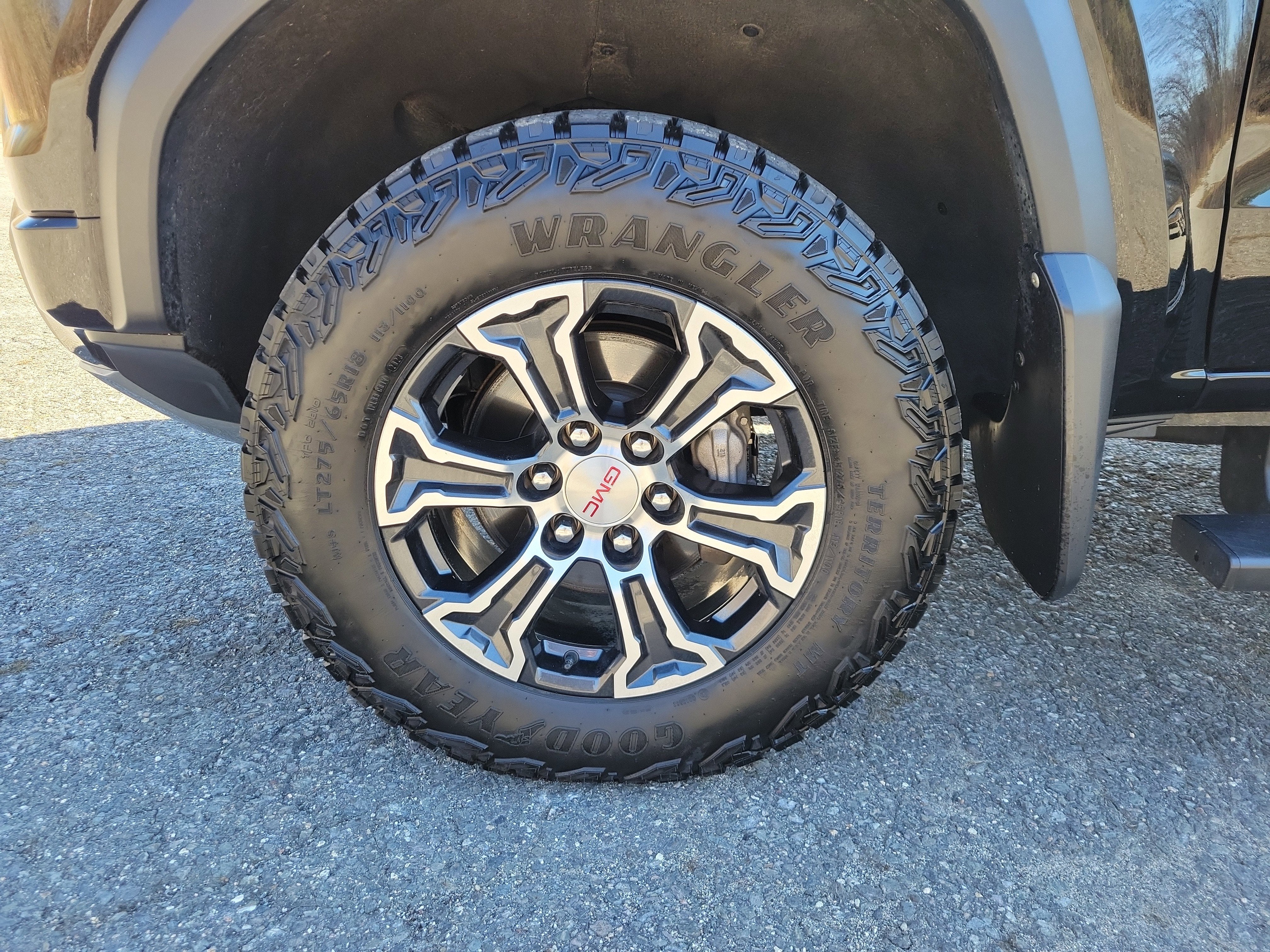 2024 GMC Canyon AT4