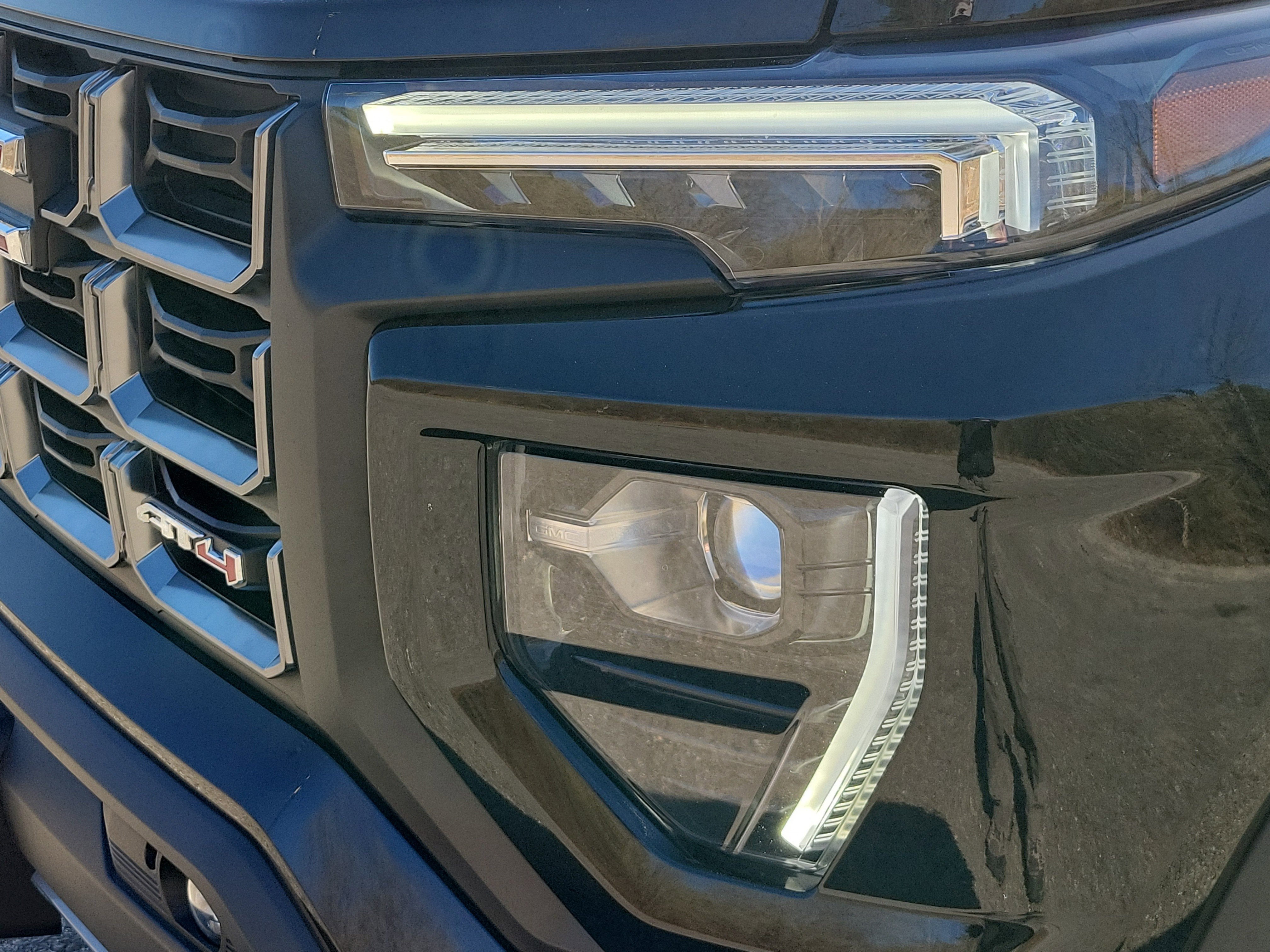2024 GMC Canyon AT4