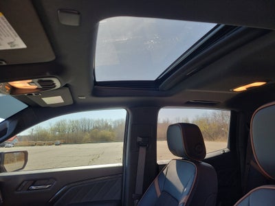 2024 GMC Canyon AT4
