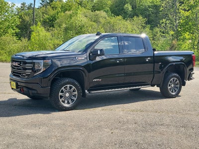 2025 GMC Sierra 1500 AT4
