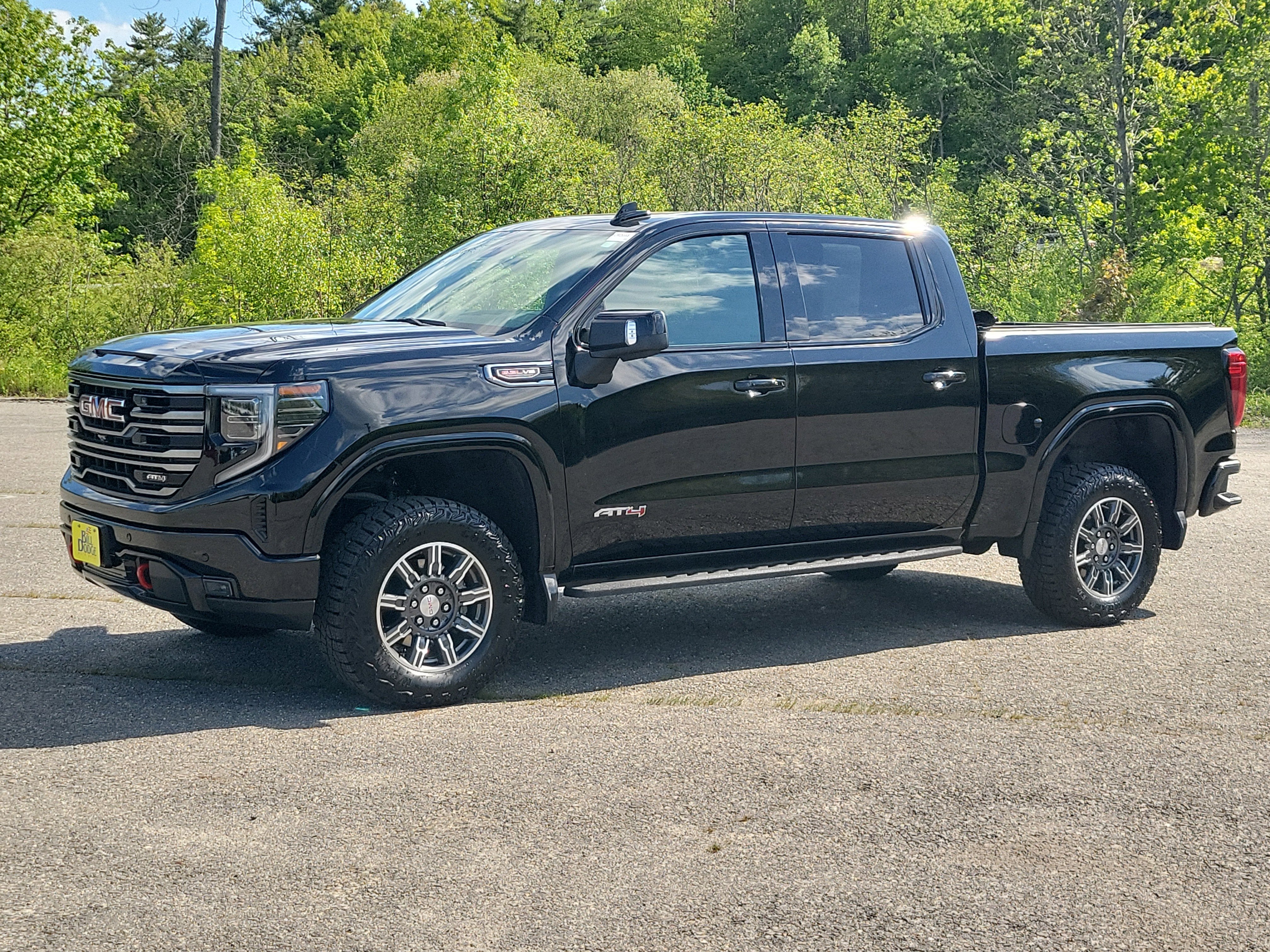 2025 GMC Sierra 1500 AT4