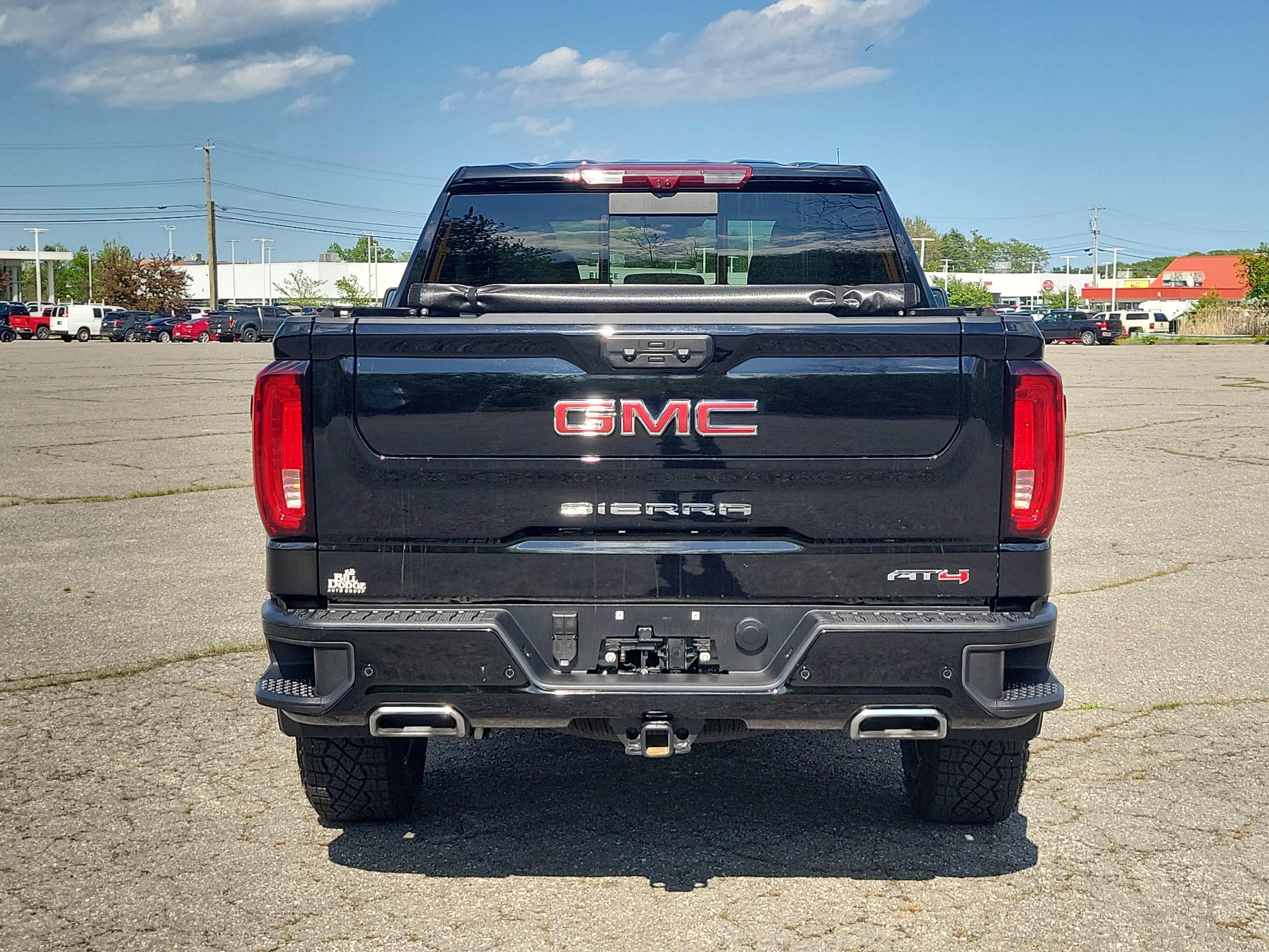 2025 GMC Sierra 1500 AT4