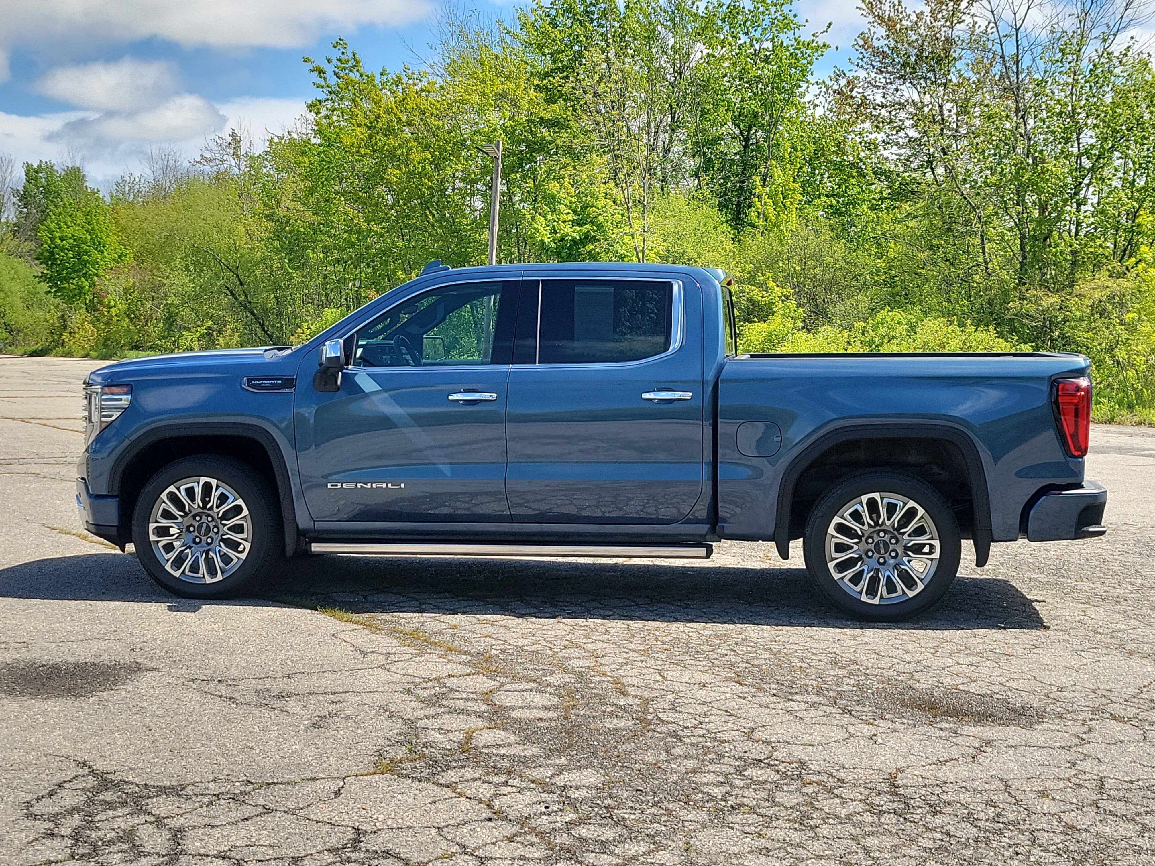 2025 GMC Sierra 1500 Denali Ultimate