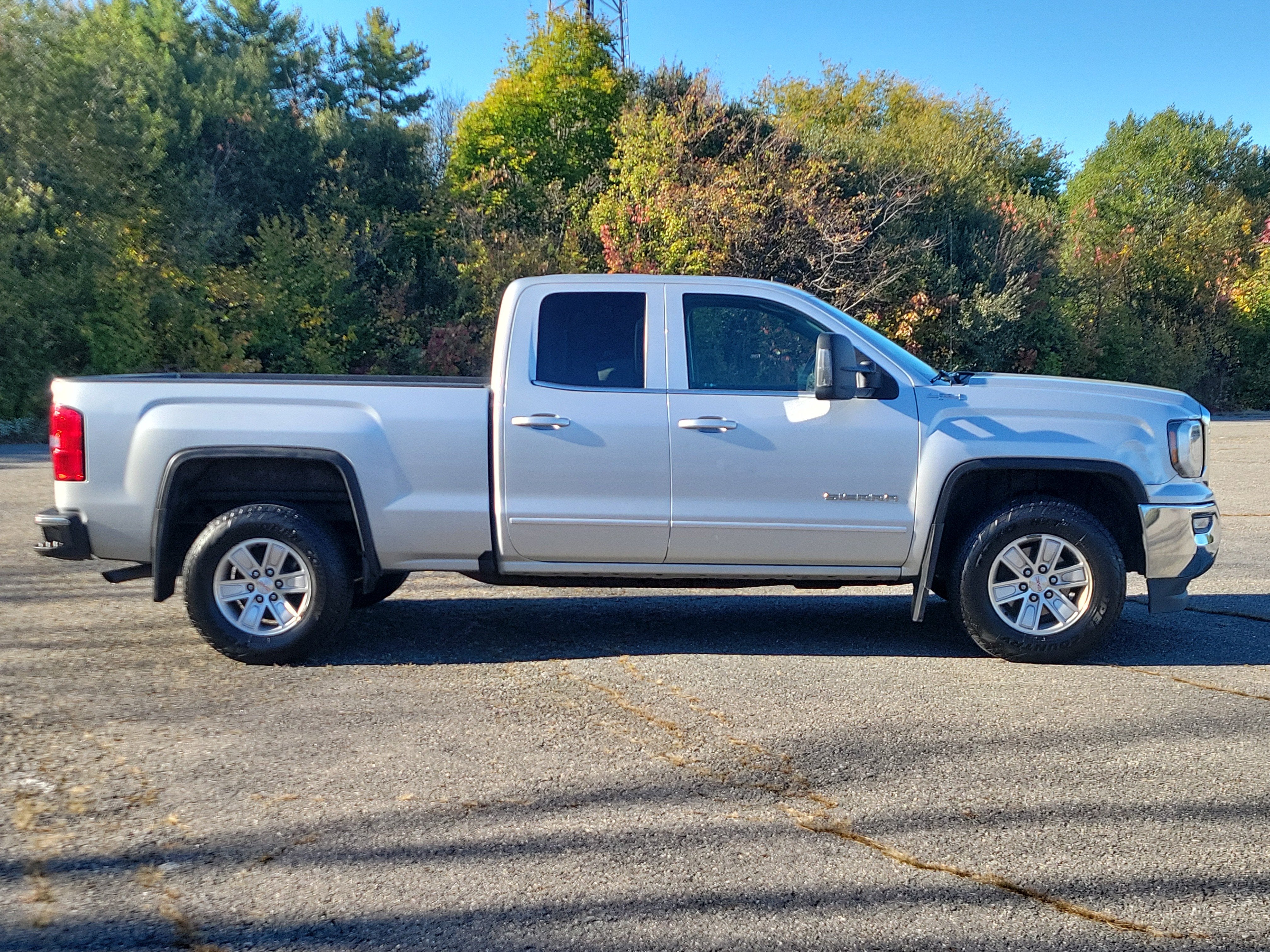 2017 GMC Sierra 1500 SLE