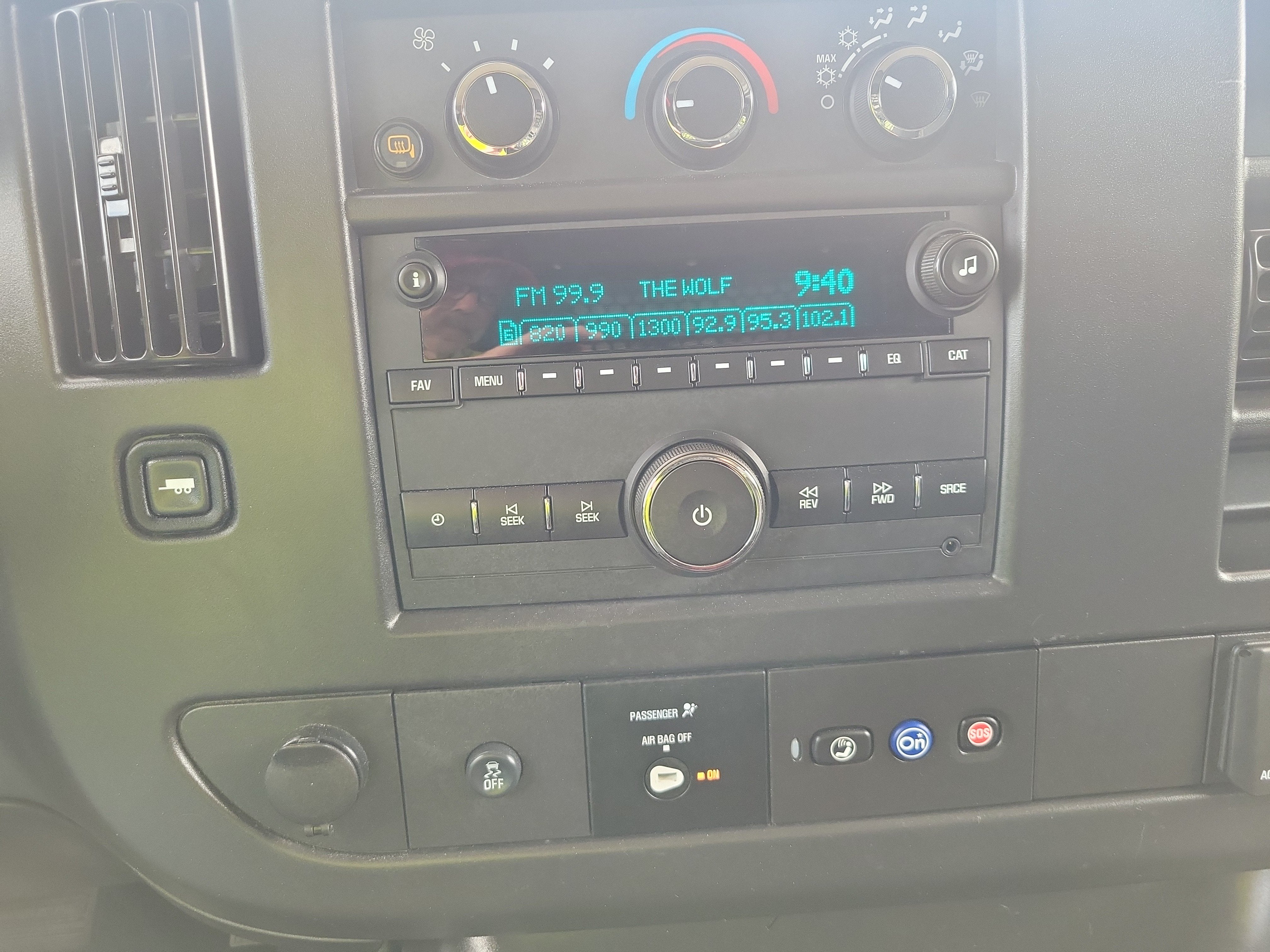 2025 GMC Savana Cargo Work Van