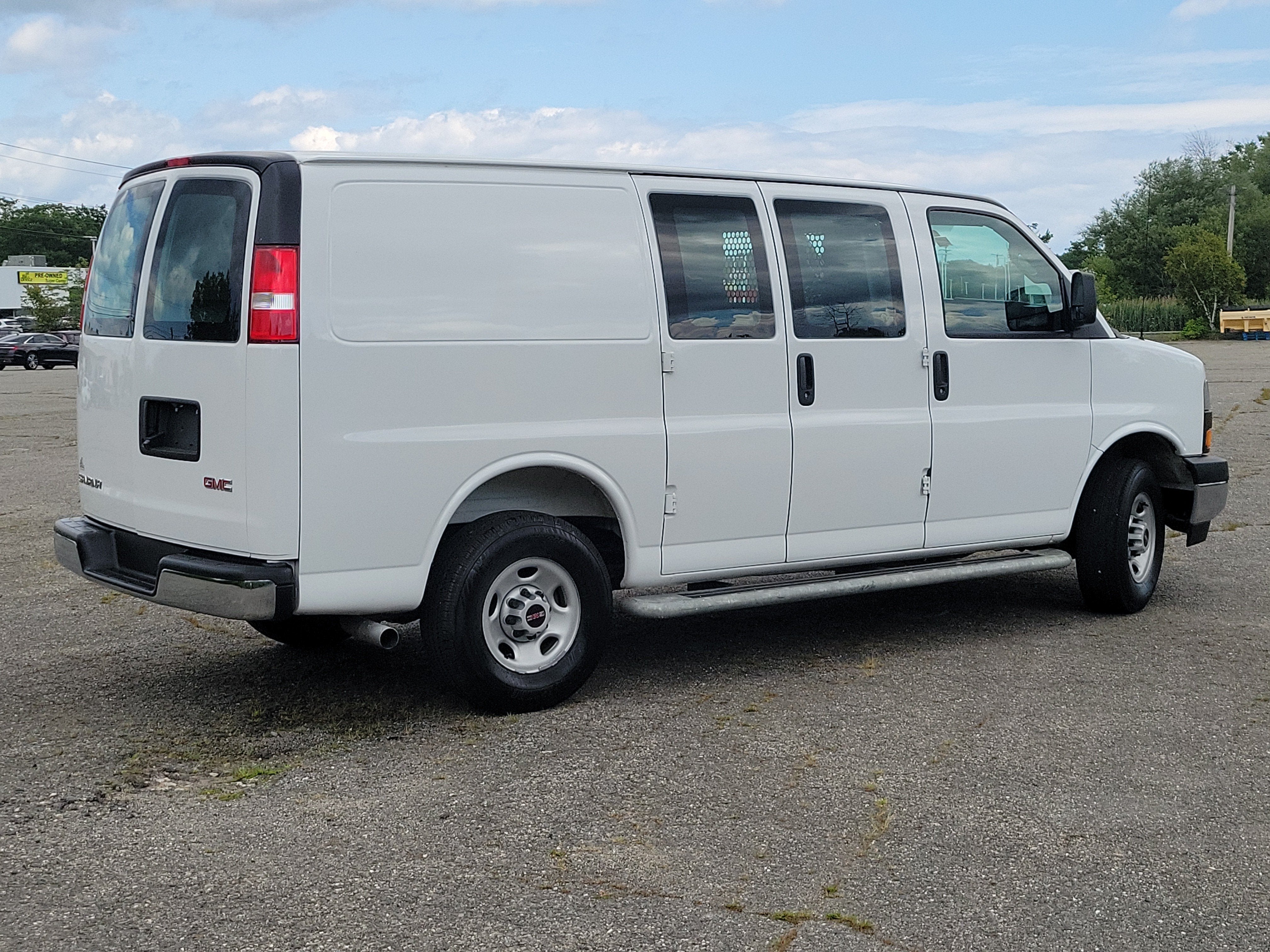 2025 GMC Savana Cargo Work Van