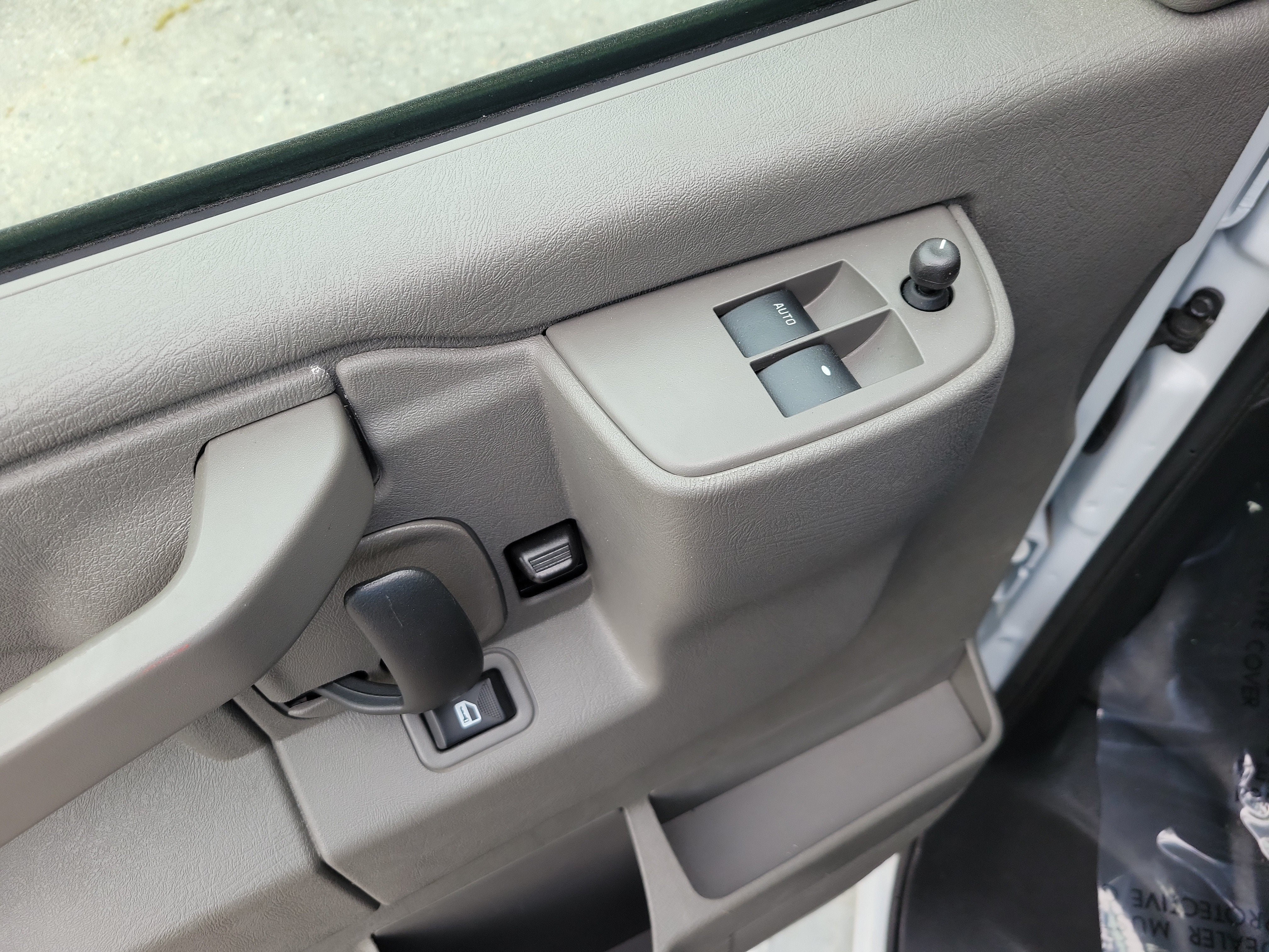 2025 GMC Savana Cargo Work Van