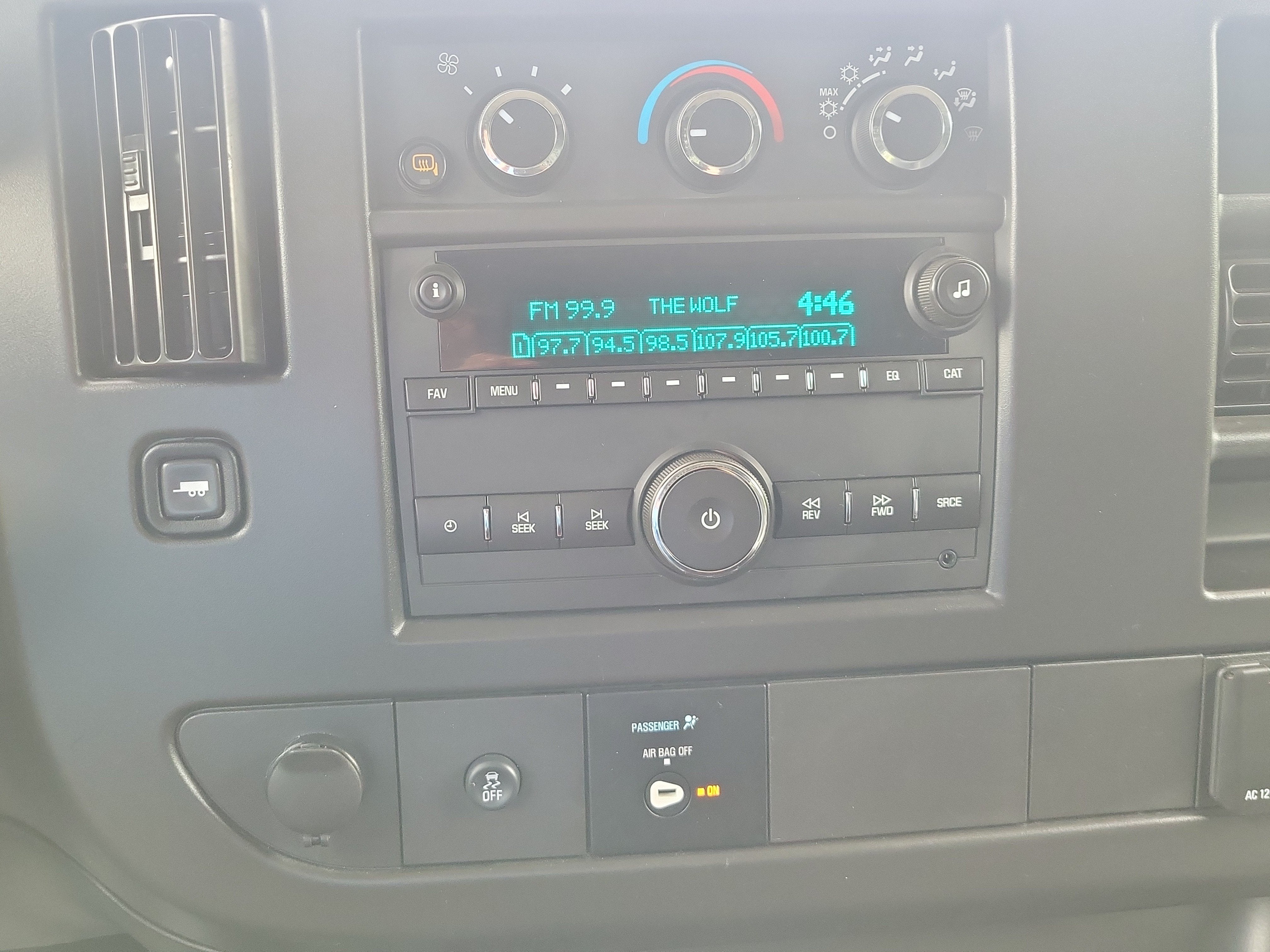 2025 GMC Savana Cargo Work Van