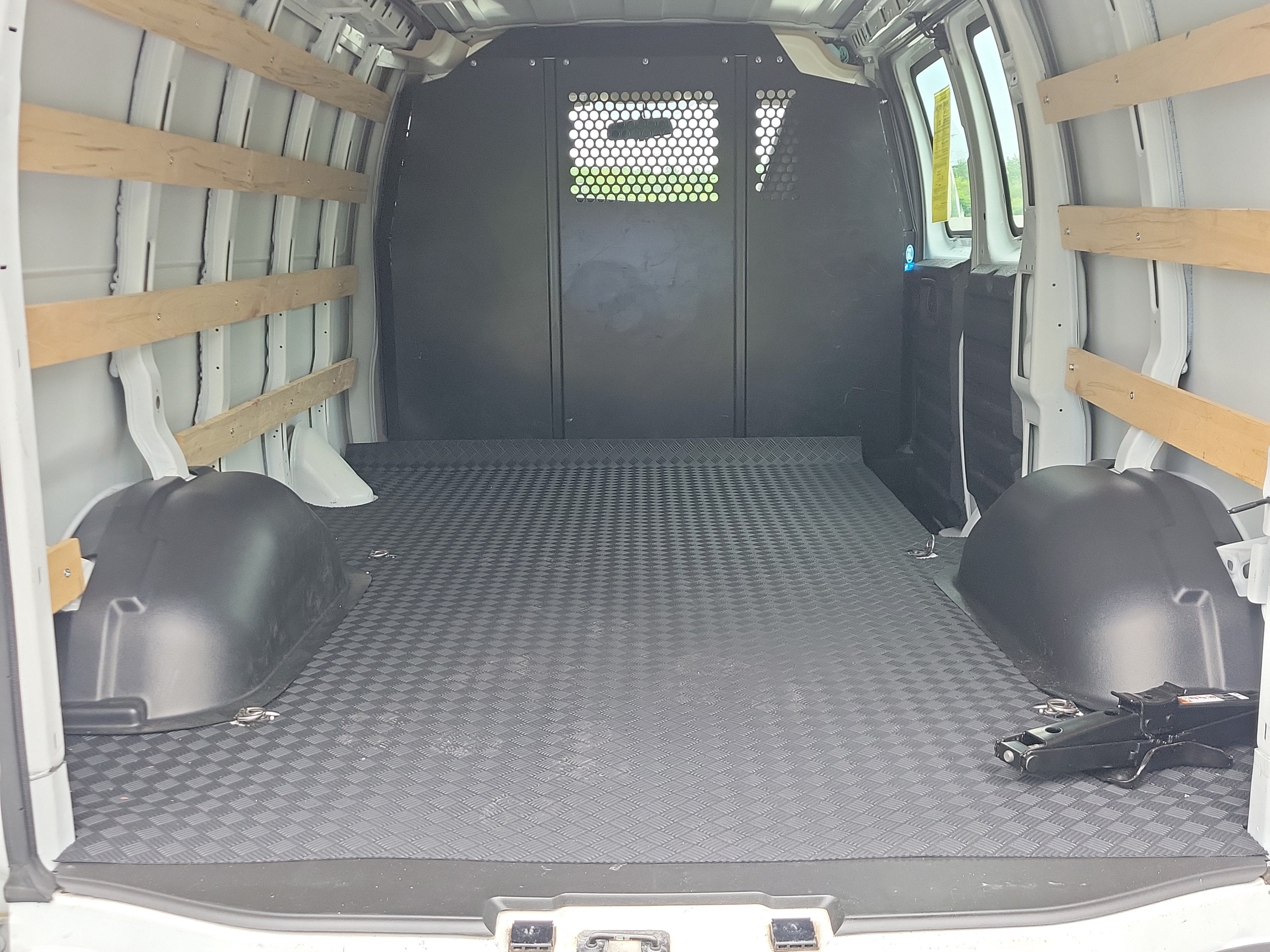 2025 GMC Savana Cargo Work Van