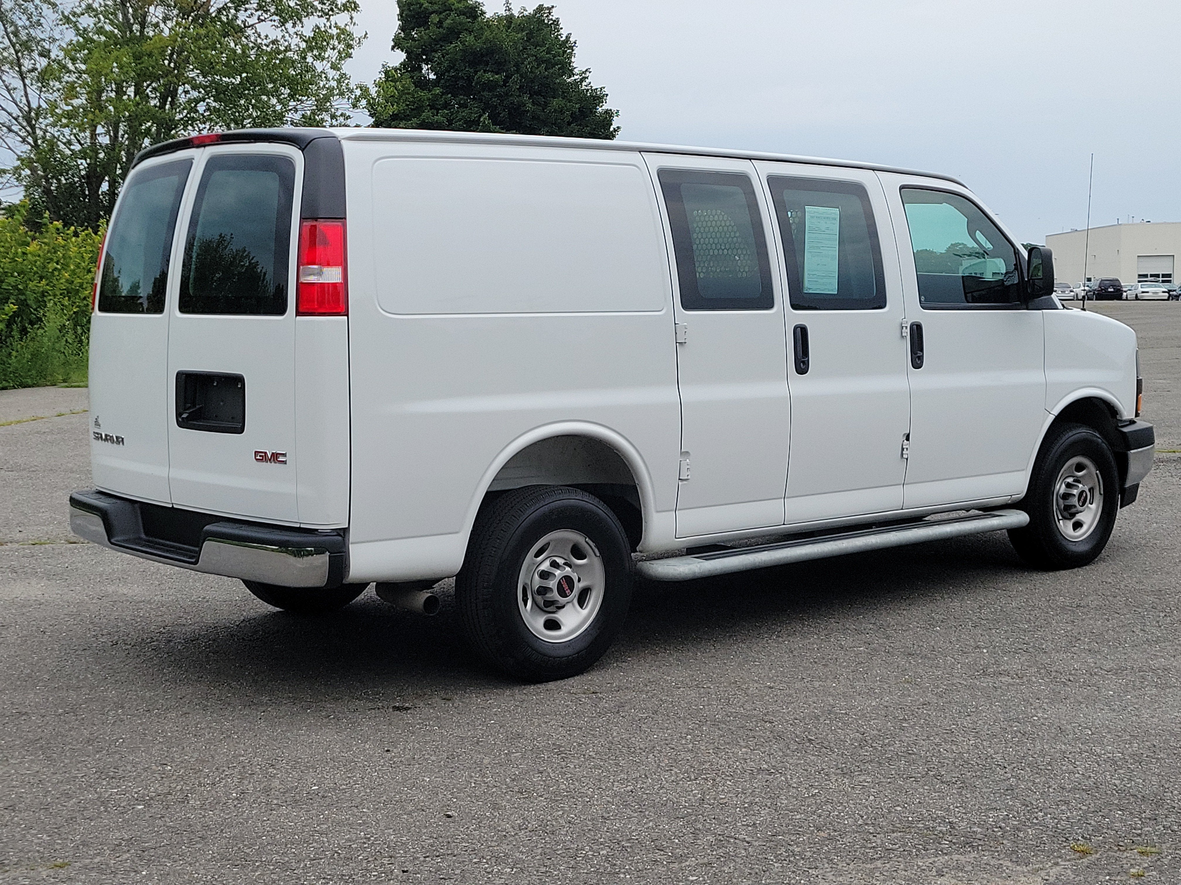 2025 GMC Savana Cargo Work Van