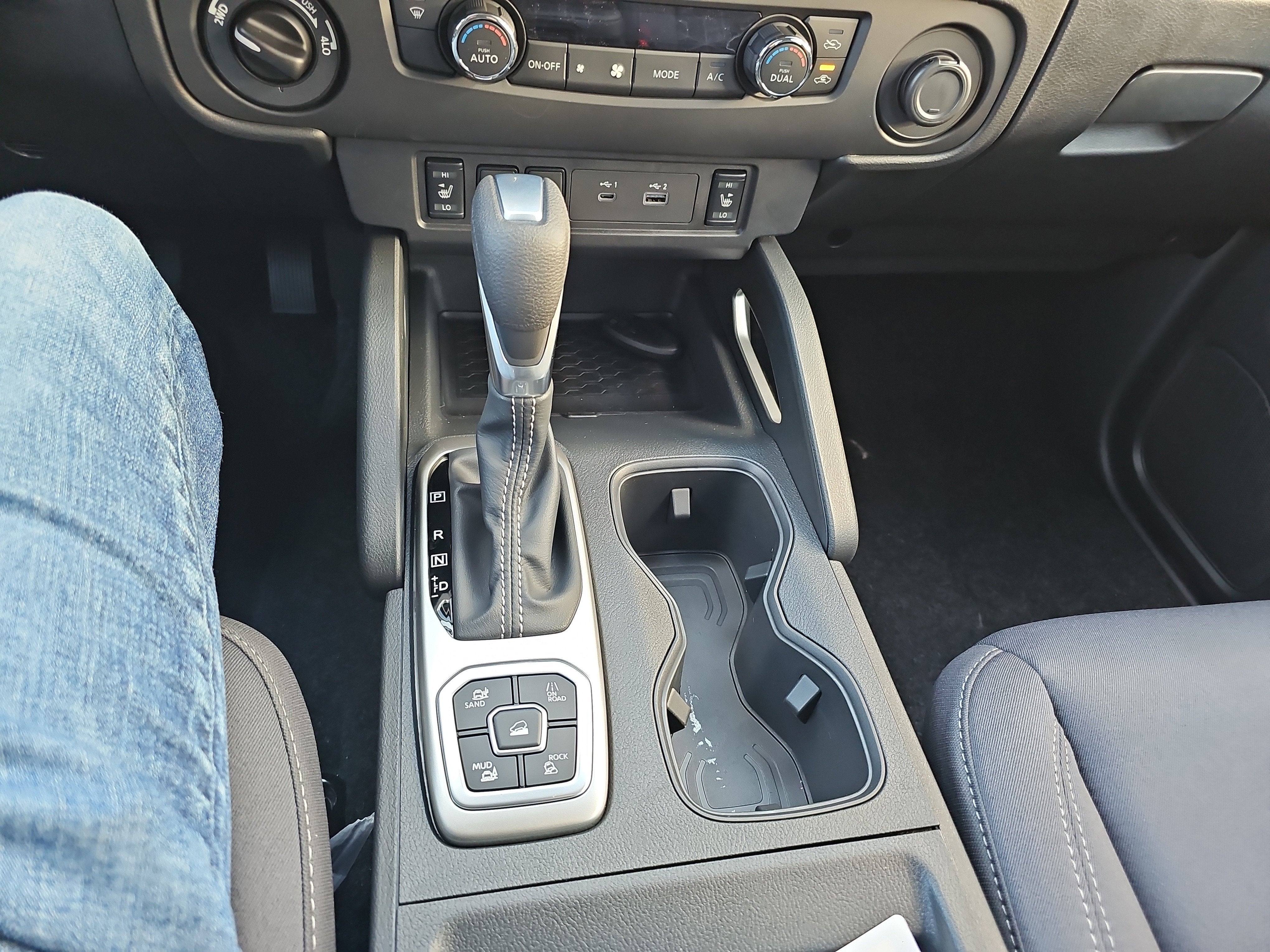 2026 Nissan Frontier Crew Cab SV 4x4