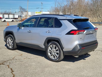 2022 Toyota RAV4 XLE Premium