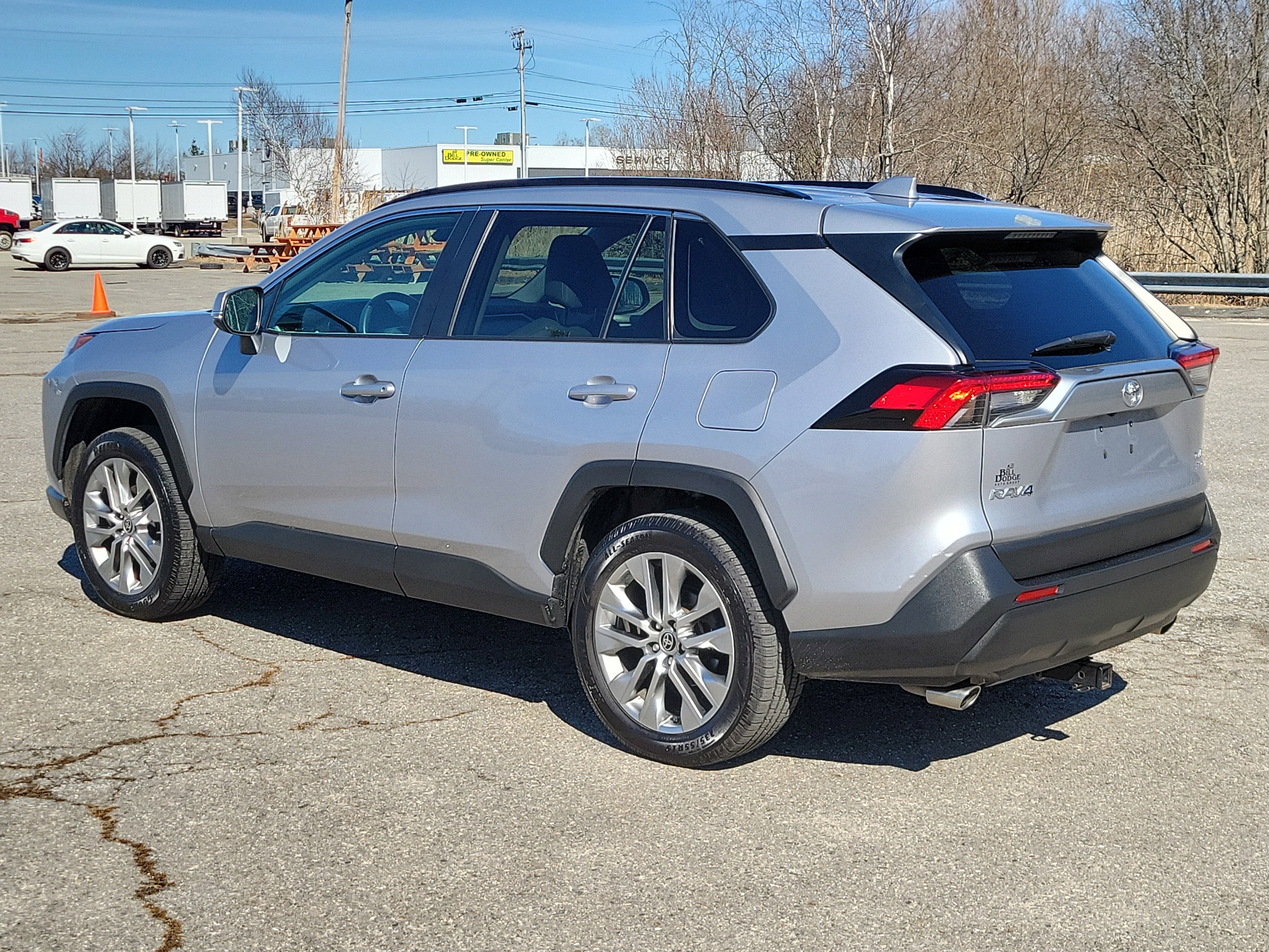 2022 Toyota RAV4 XLE Premium