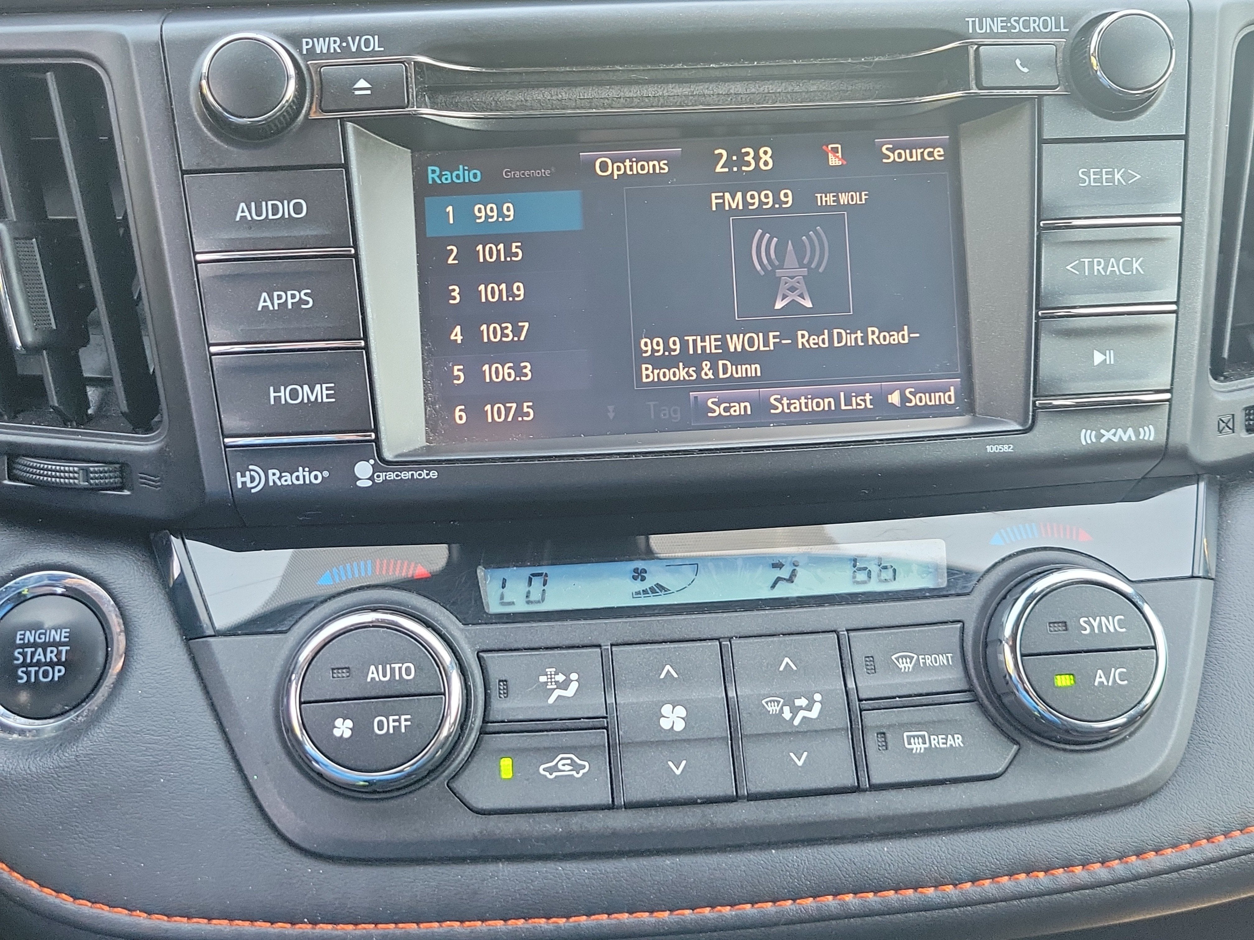 2017 Toyota RAV4 SE
