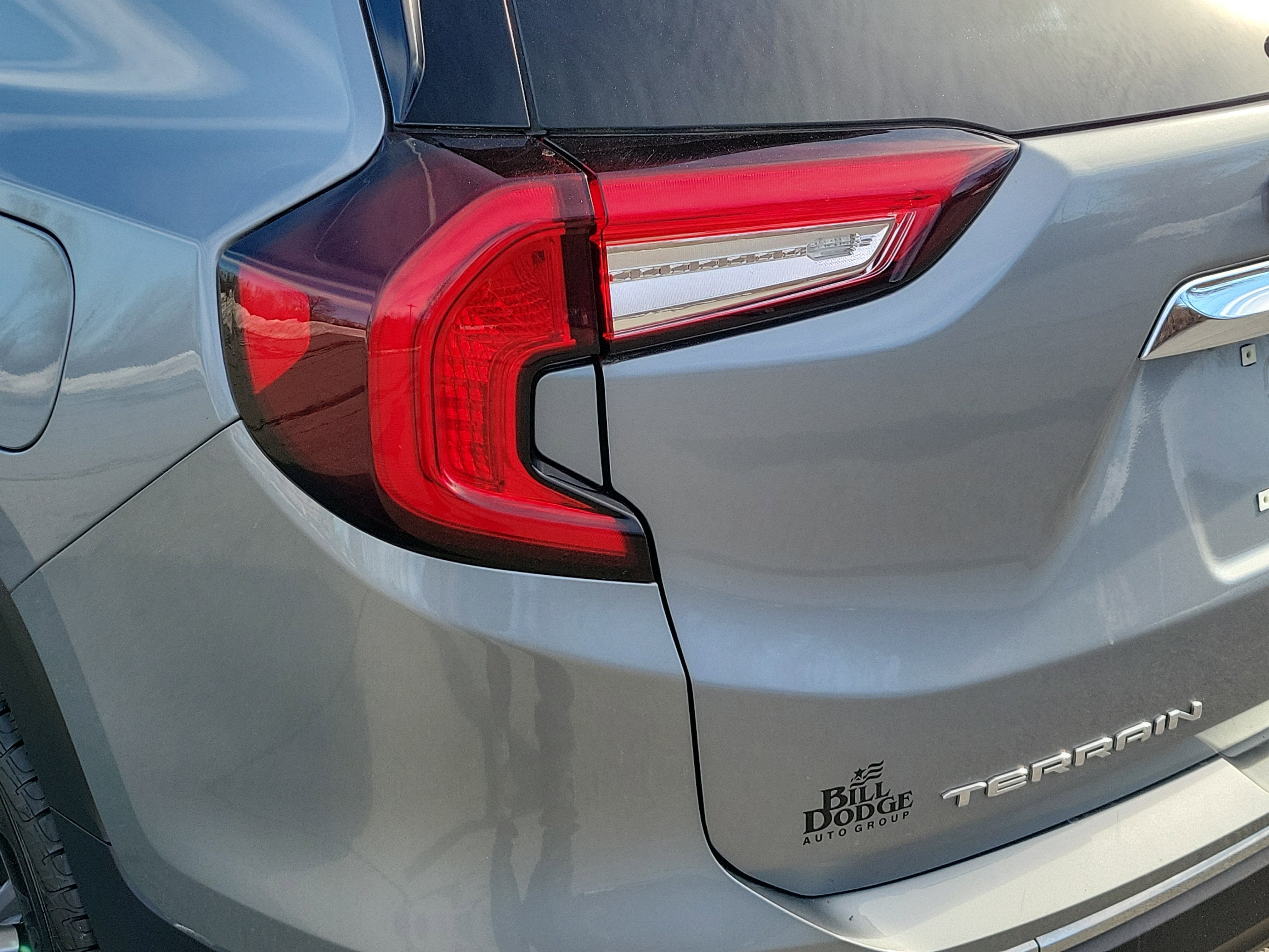 2023 GMC Terrain SLT