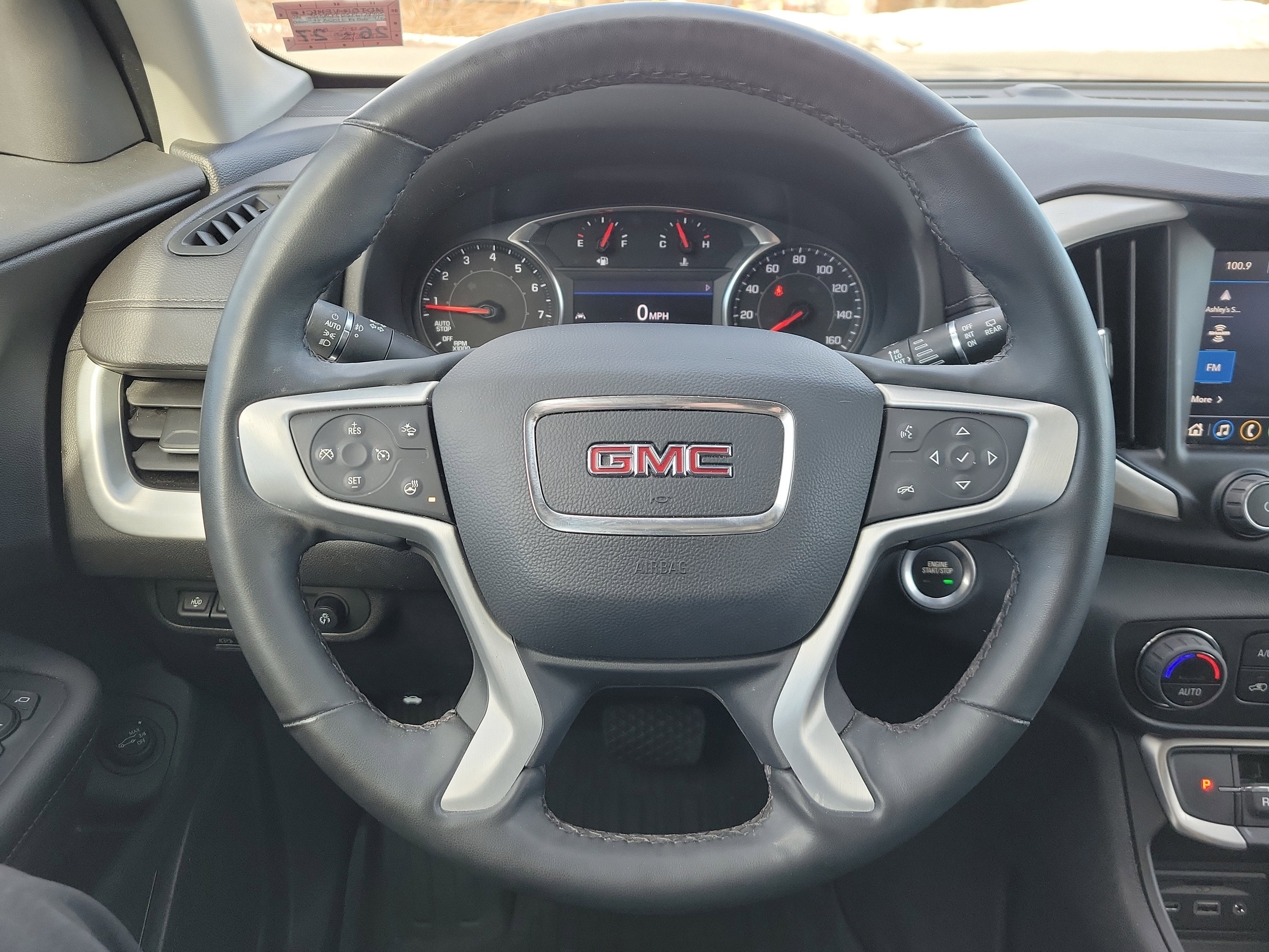 2023 GMC Terrain SLT