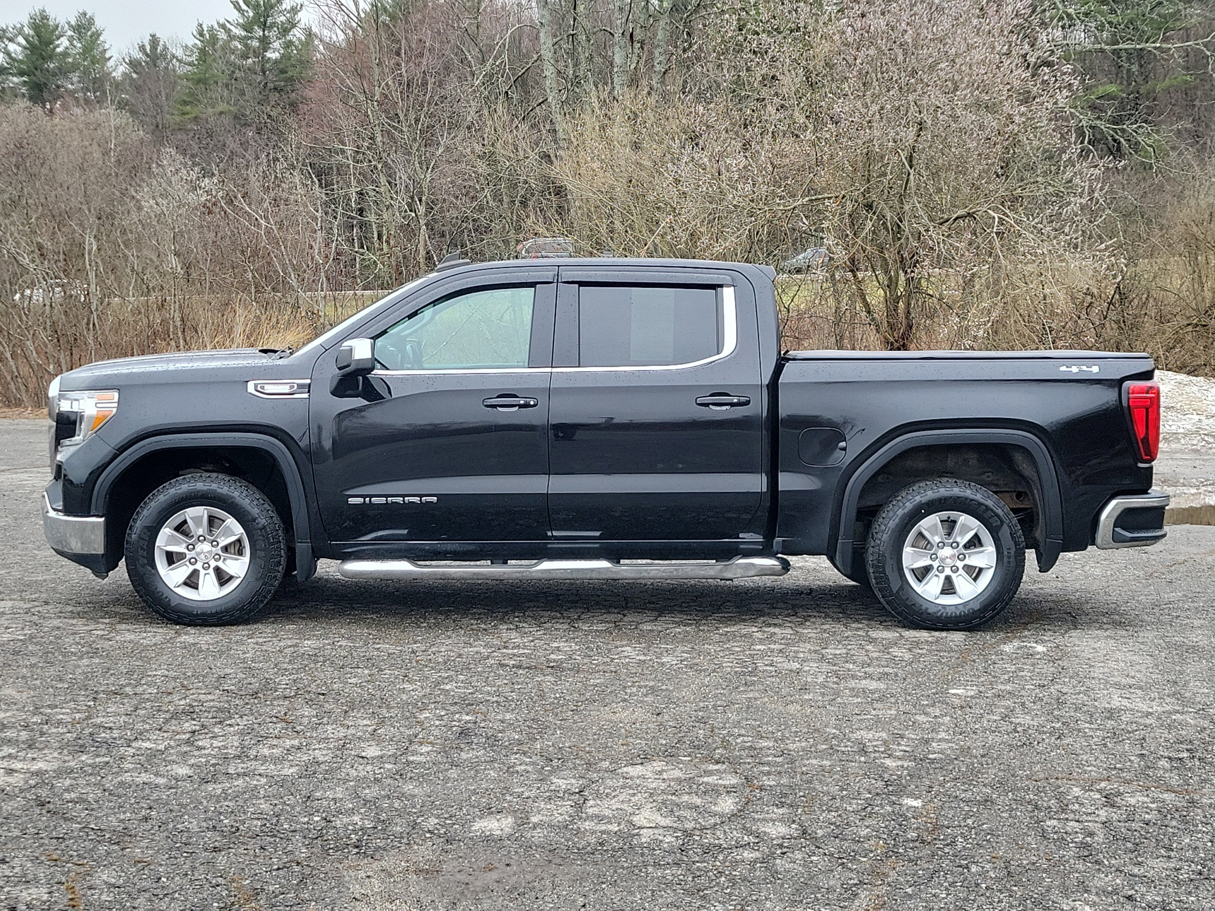 2020 GMC Sierra 1500 SLE