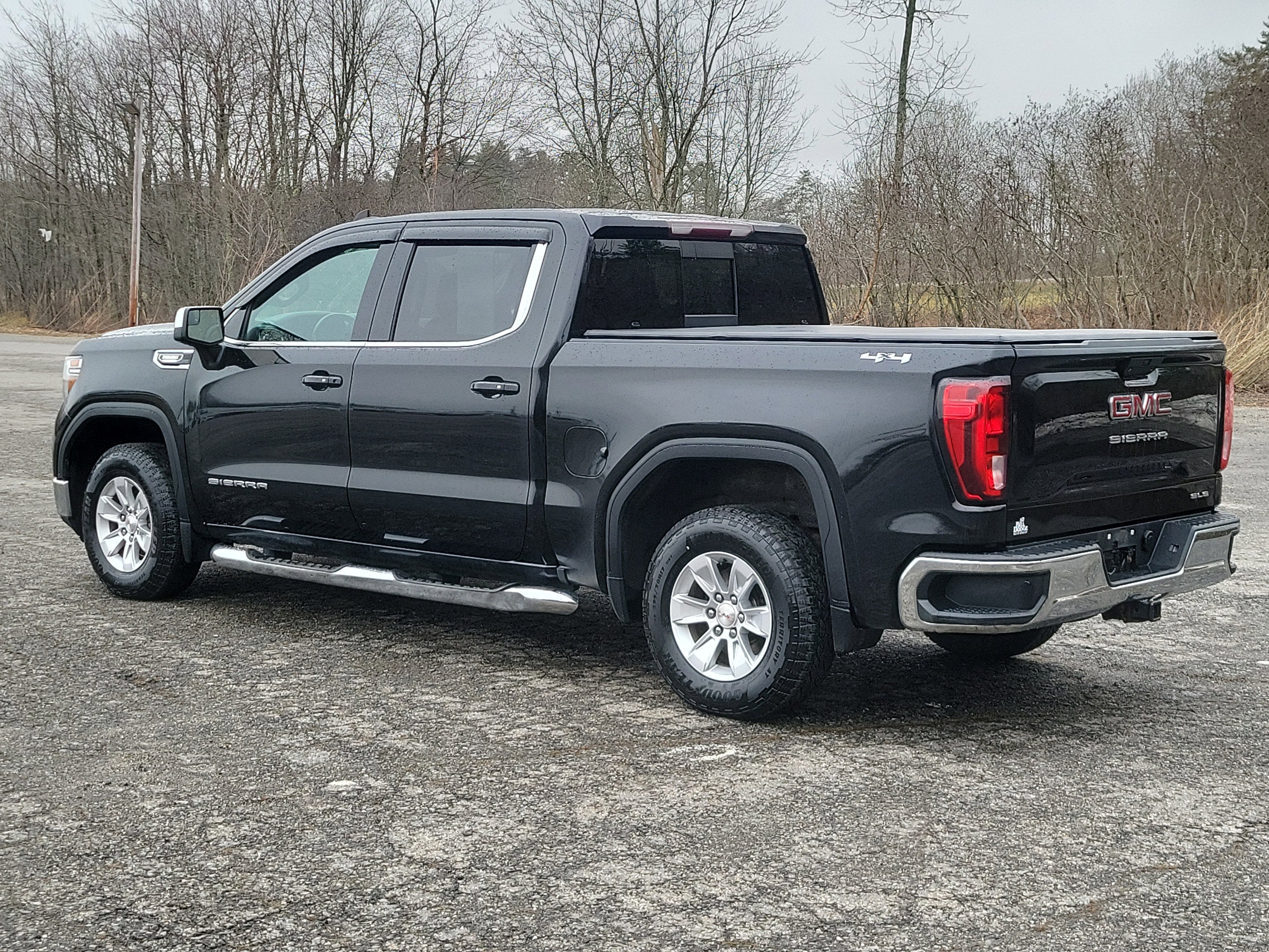 2020 GMC Sierra 1500 SLE