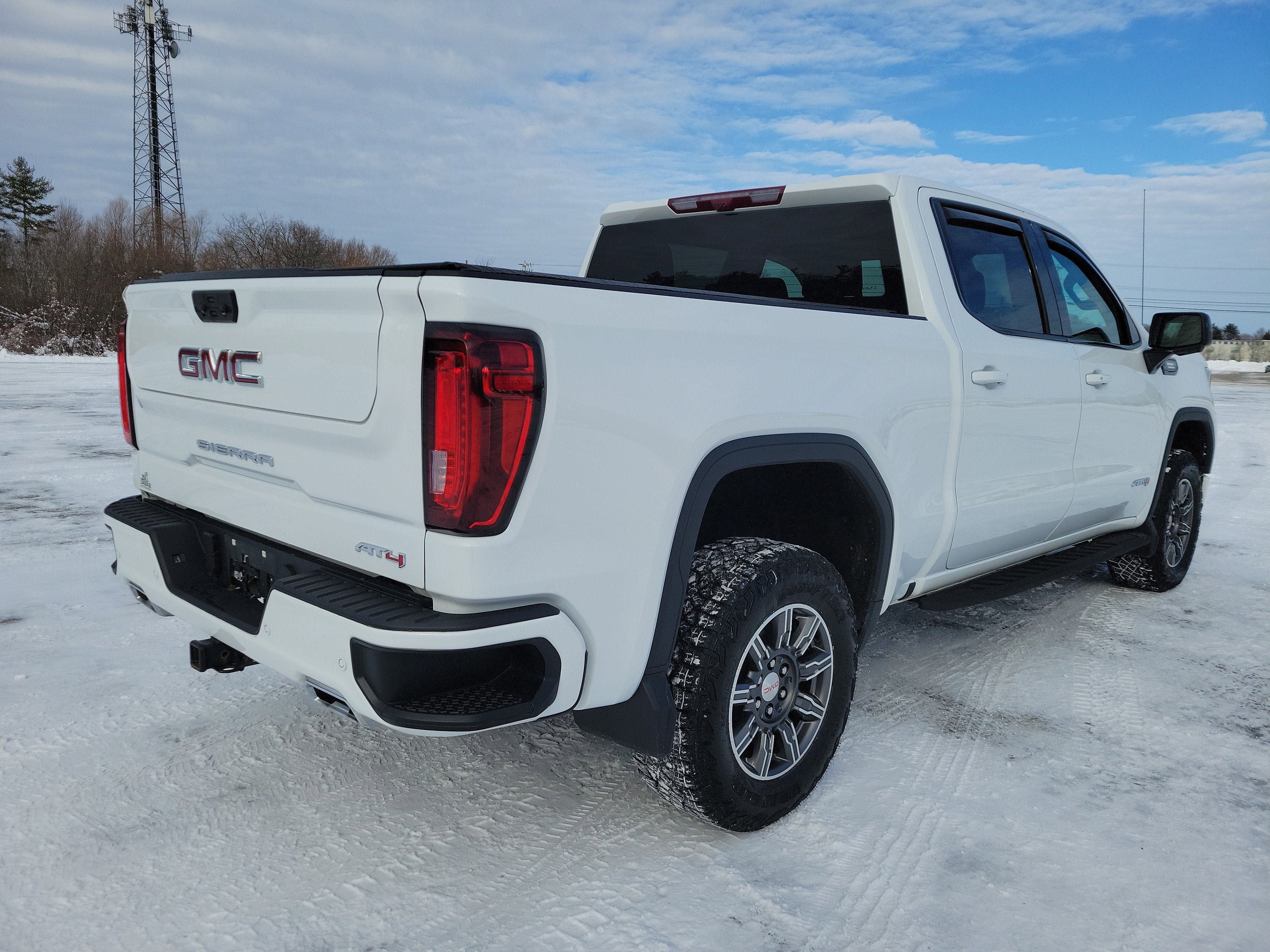 2024 GMC Sierra 1500 AT4