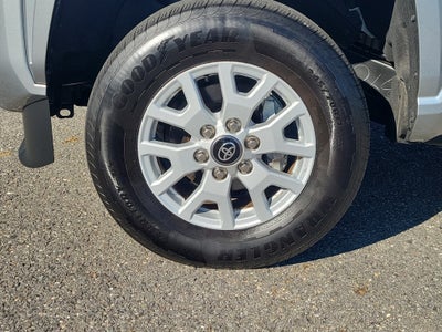 2025 Toyota Tacoma SR