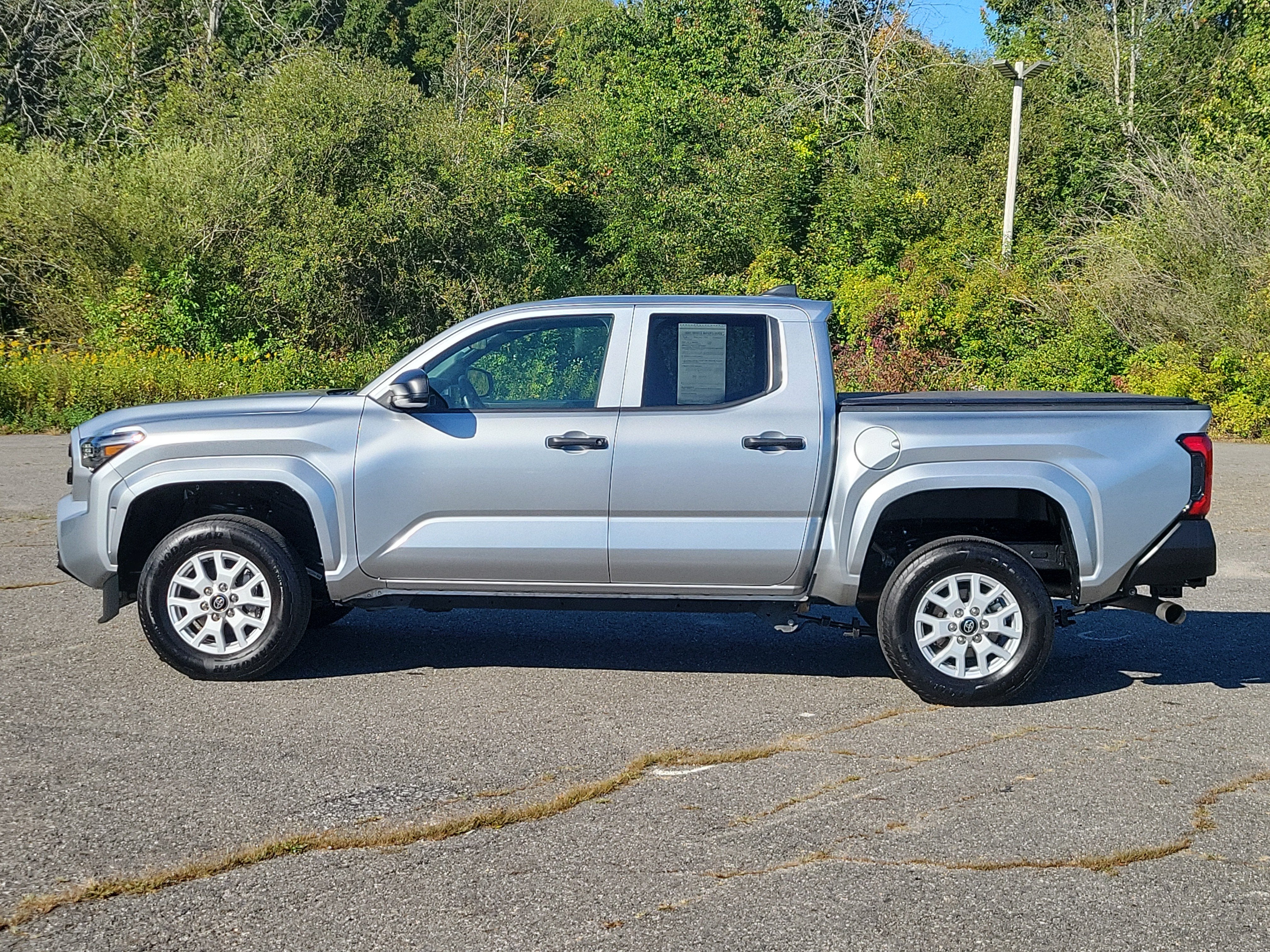 2025 Toyota Tacoma SR