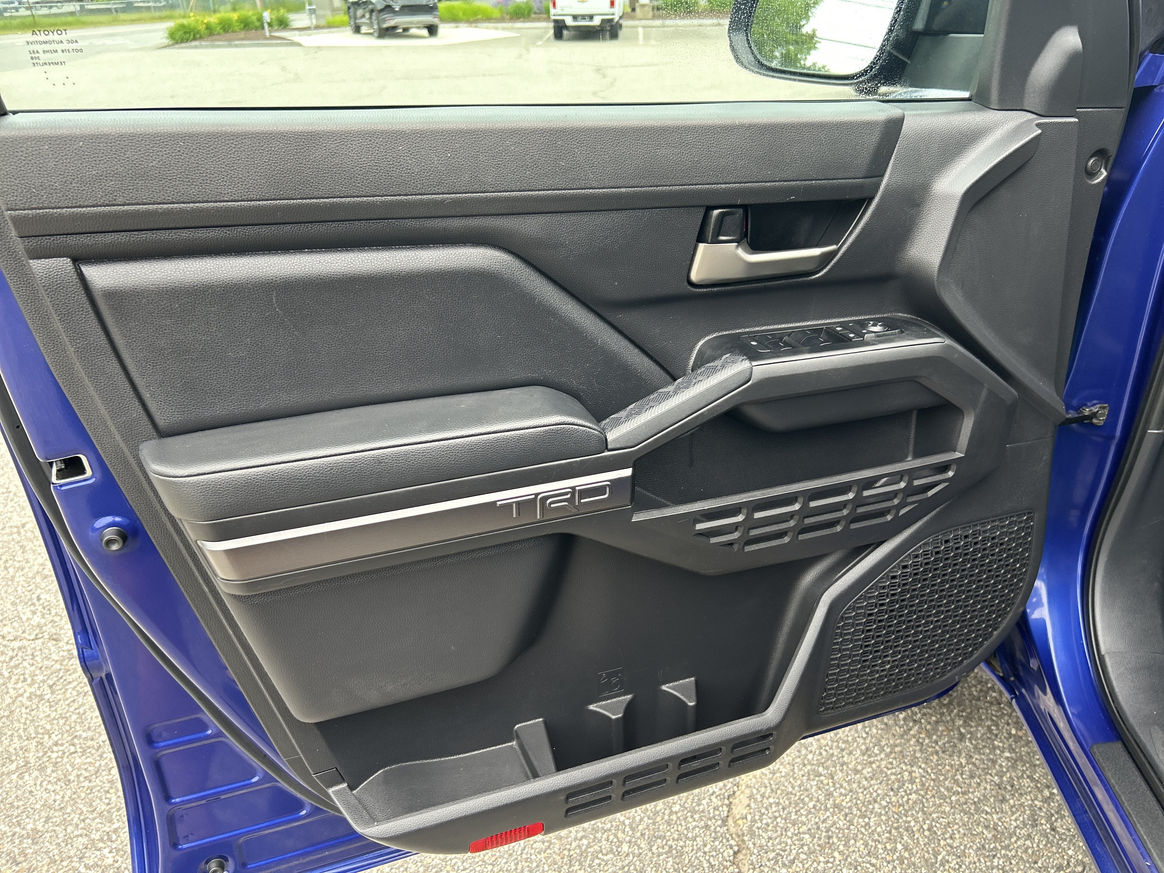 2024 Toyota Tacoma 4WD SR5