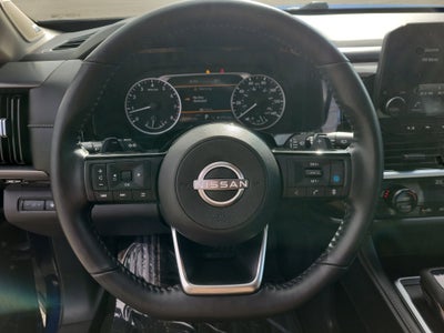 2023 Nissan Pathfinder SL 4WD