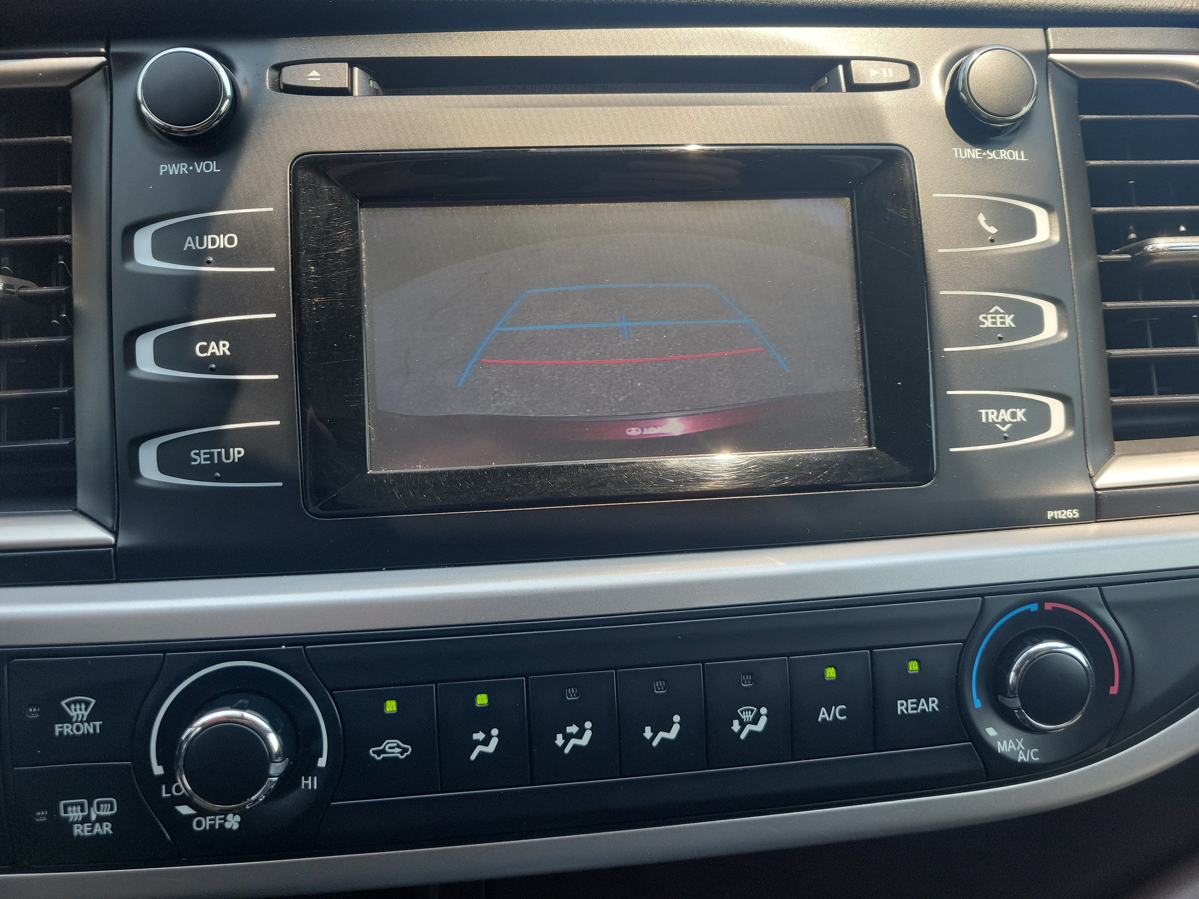 2016 Toyota Highlander LE V6