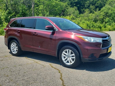 2016 Toyota Highlander LE V6