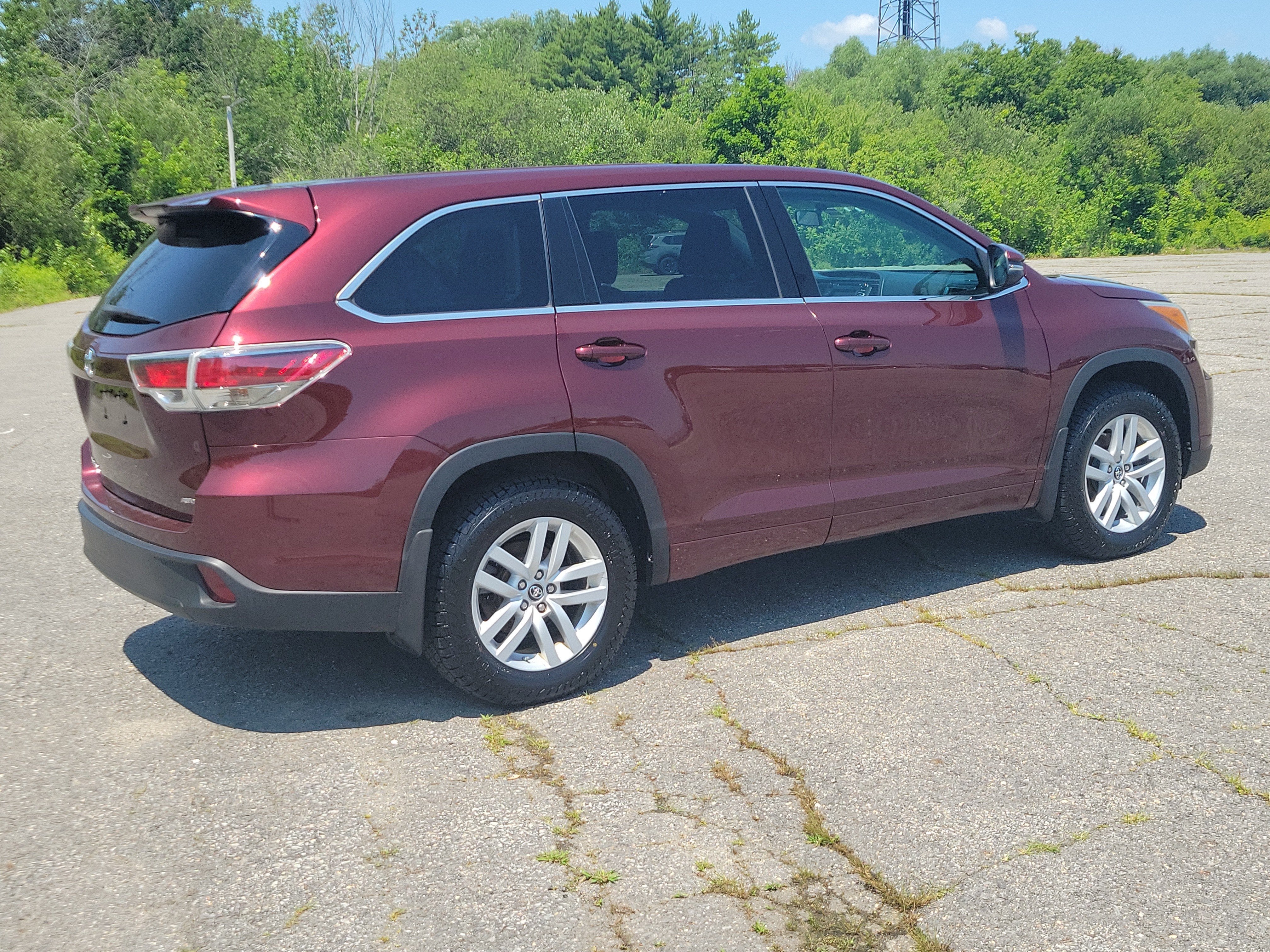 2016 Toyota Highlander LE V6