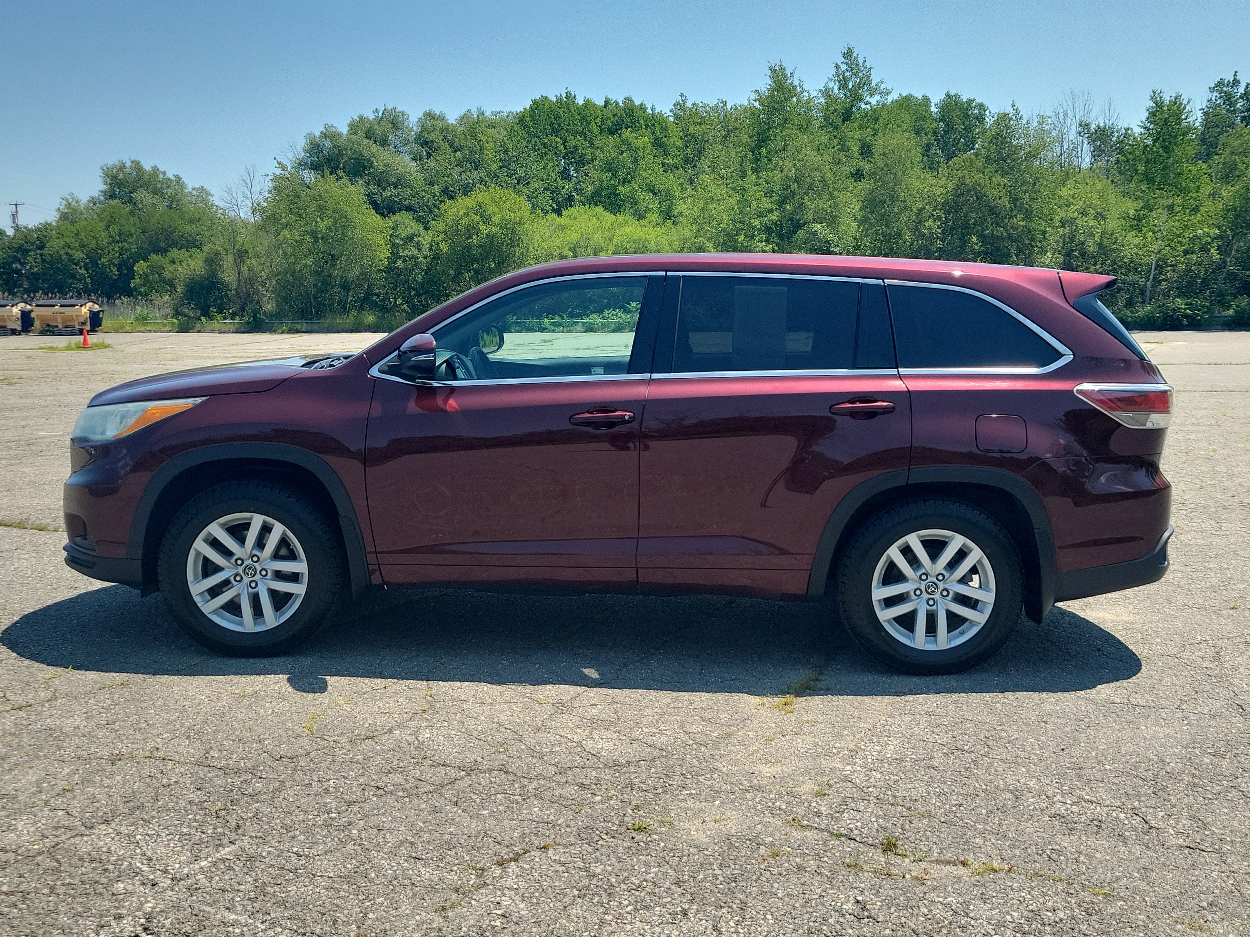 2016 Toyota Highlander LE V6