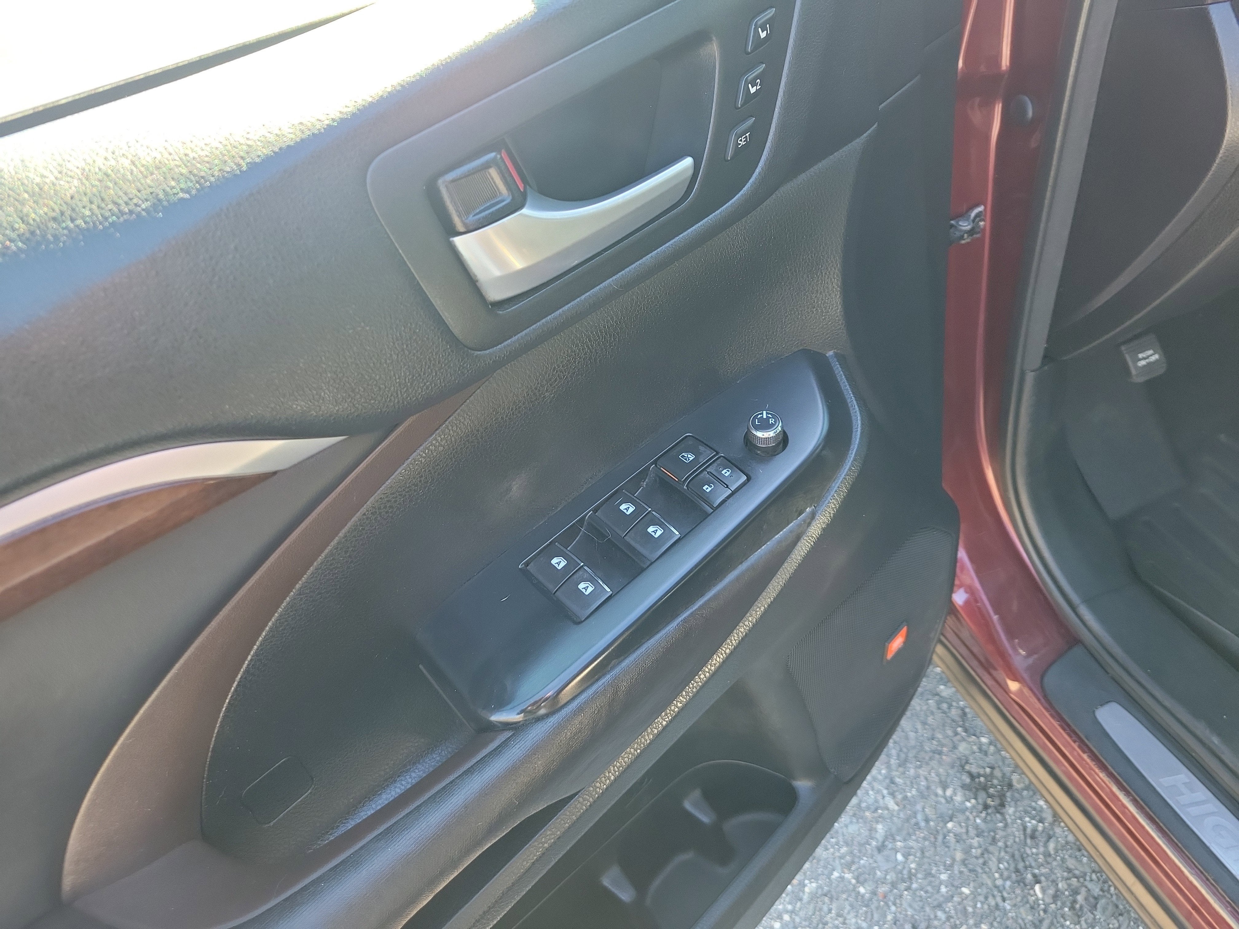 2016 Toyota Highlander Limited V6