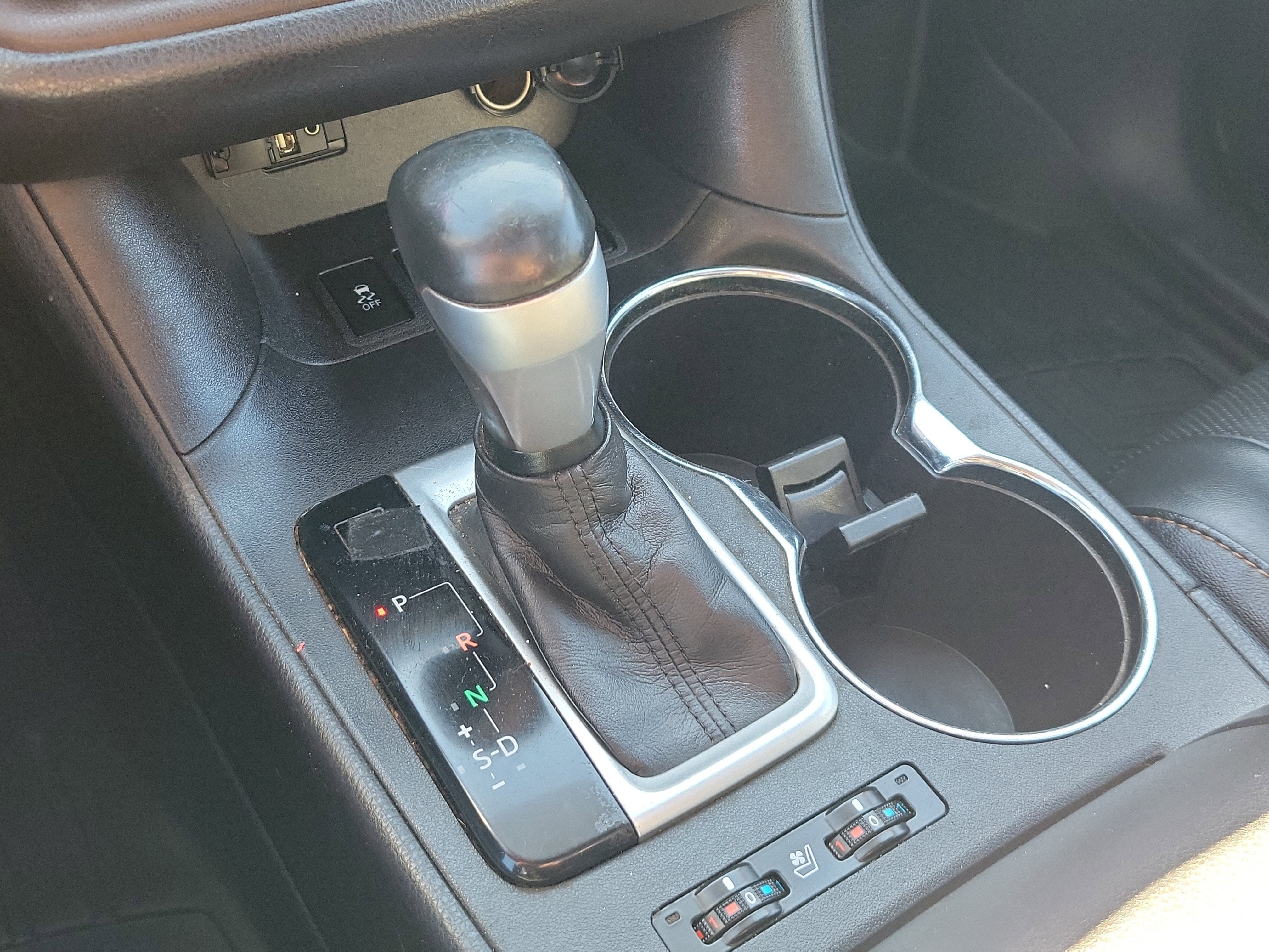 2016 Toyota Highlander Limited V6