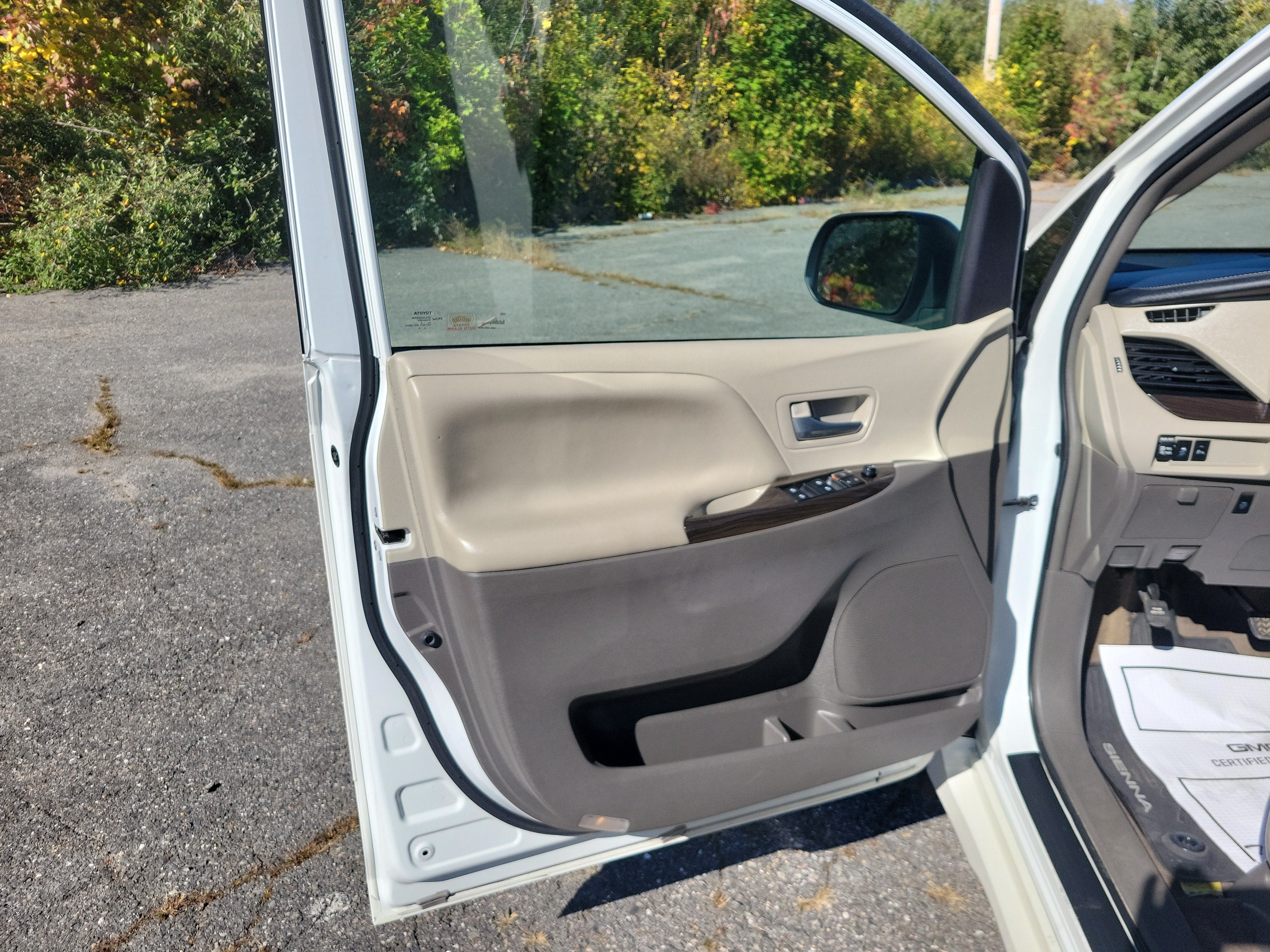 2019 Toyota Sienna XLE Premium 7 Passenger
