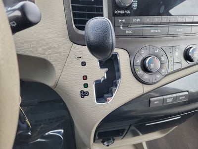2011 Toyota Sienna LE V6