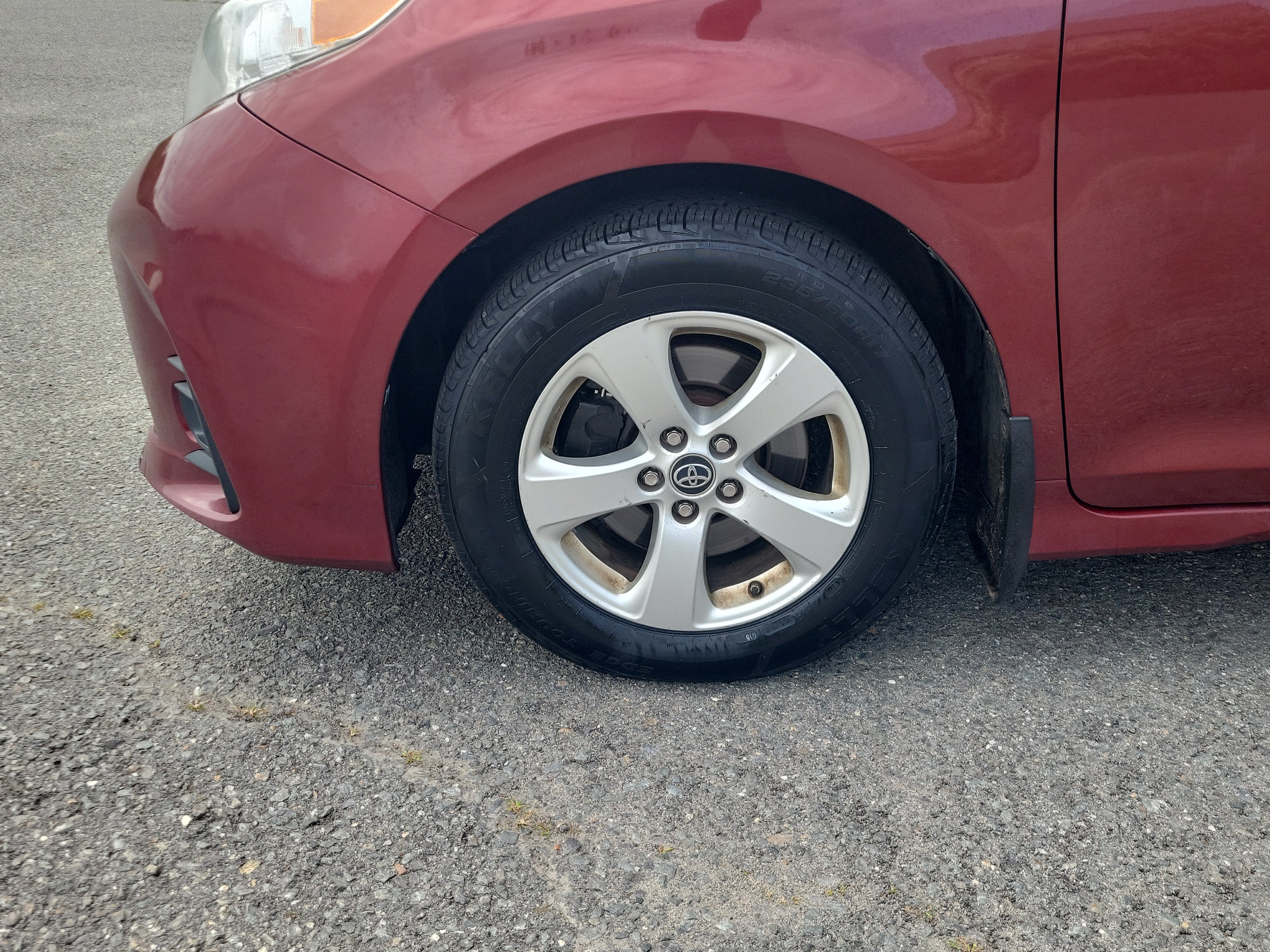 2019 Toyota Sienna LE Auto Access Seat